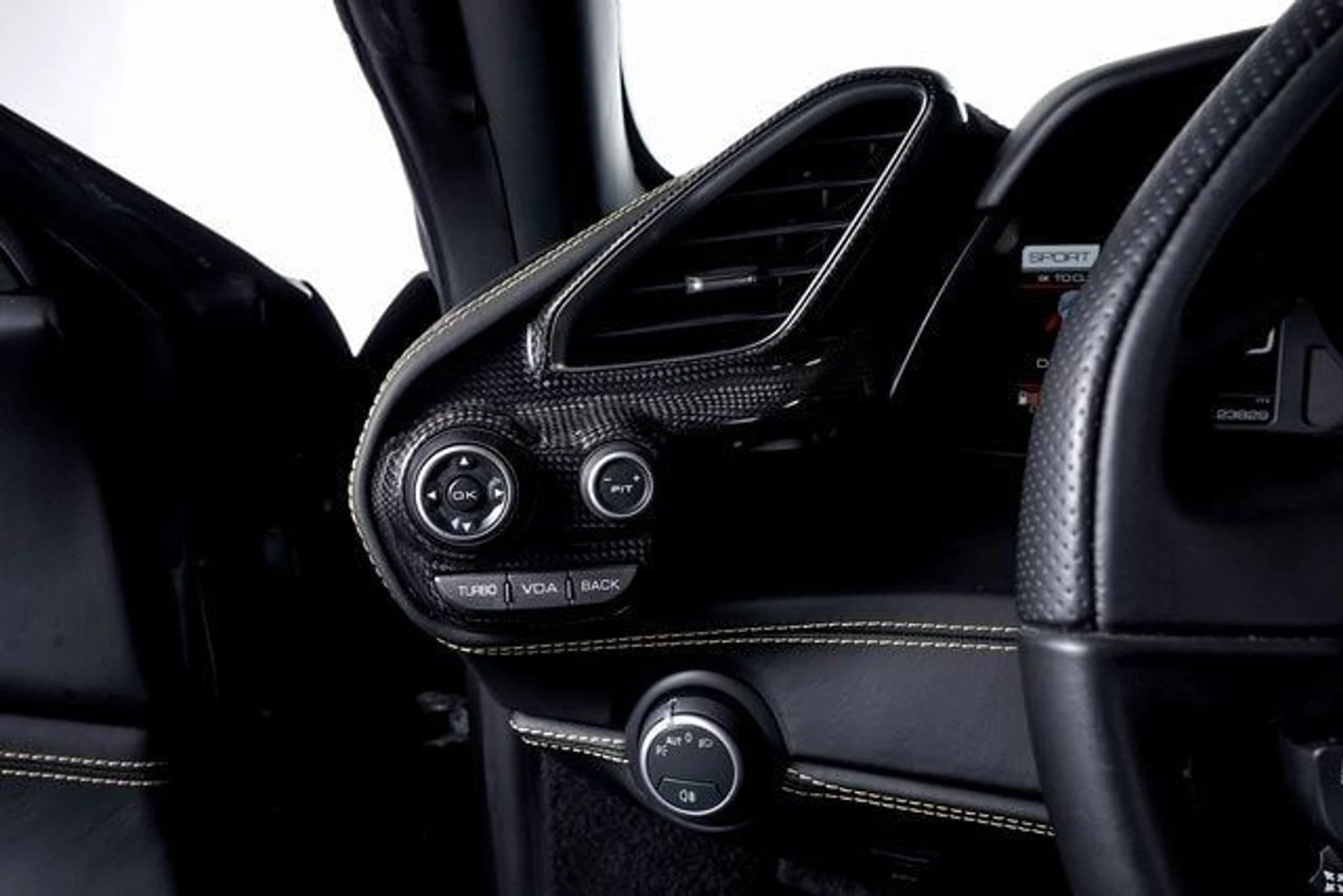 mph035_97738234_5e4d30b35eb761bf81b57edf893a7e35x_8c2daf07c6