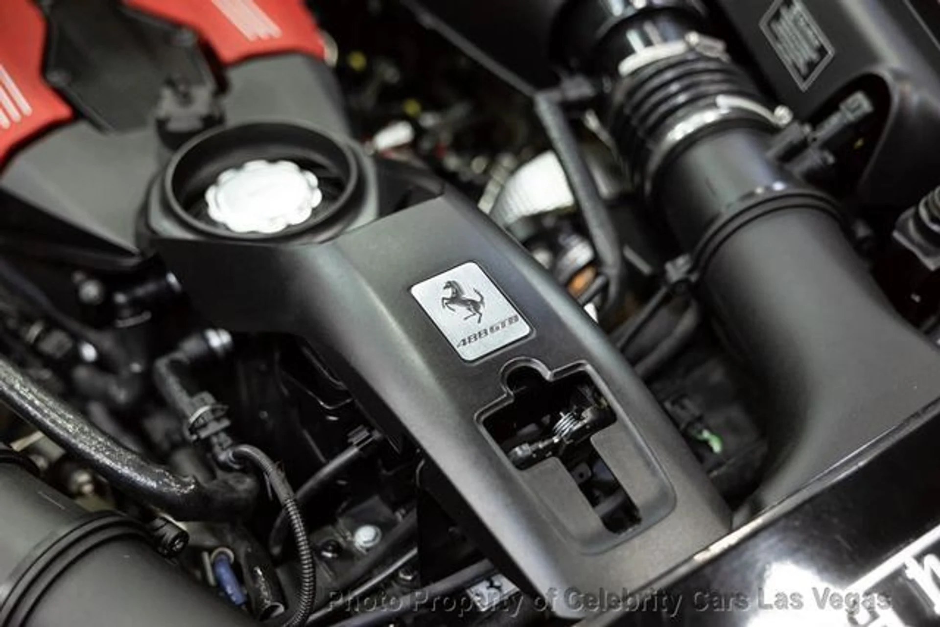 mph035_984401926_used_2018_ferrari_488_gtb_coupe_9707_23093492_40_640_d8c393f111