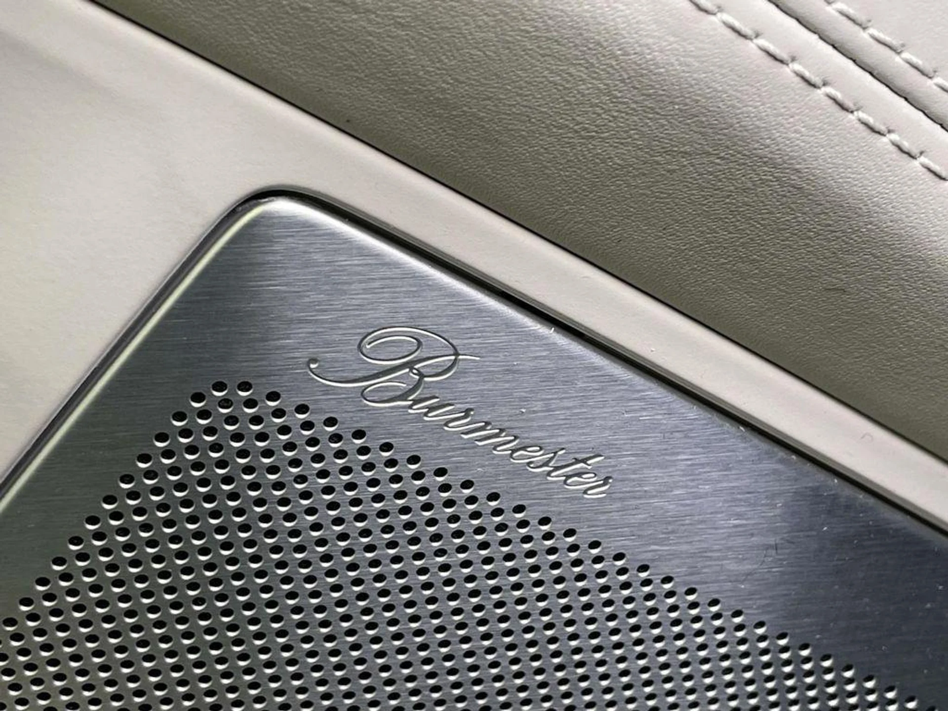 mph035_985253329_E9fsjy_RJY_09km_D1_AZ_4mh_S_Je_NAI_f4ebe5145e