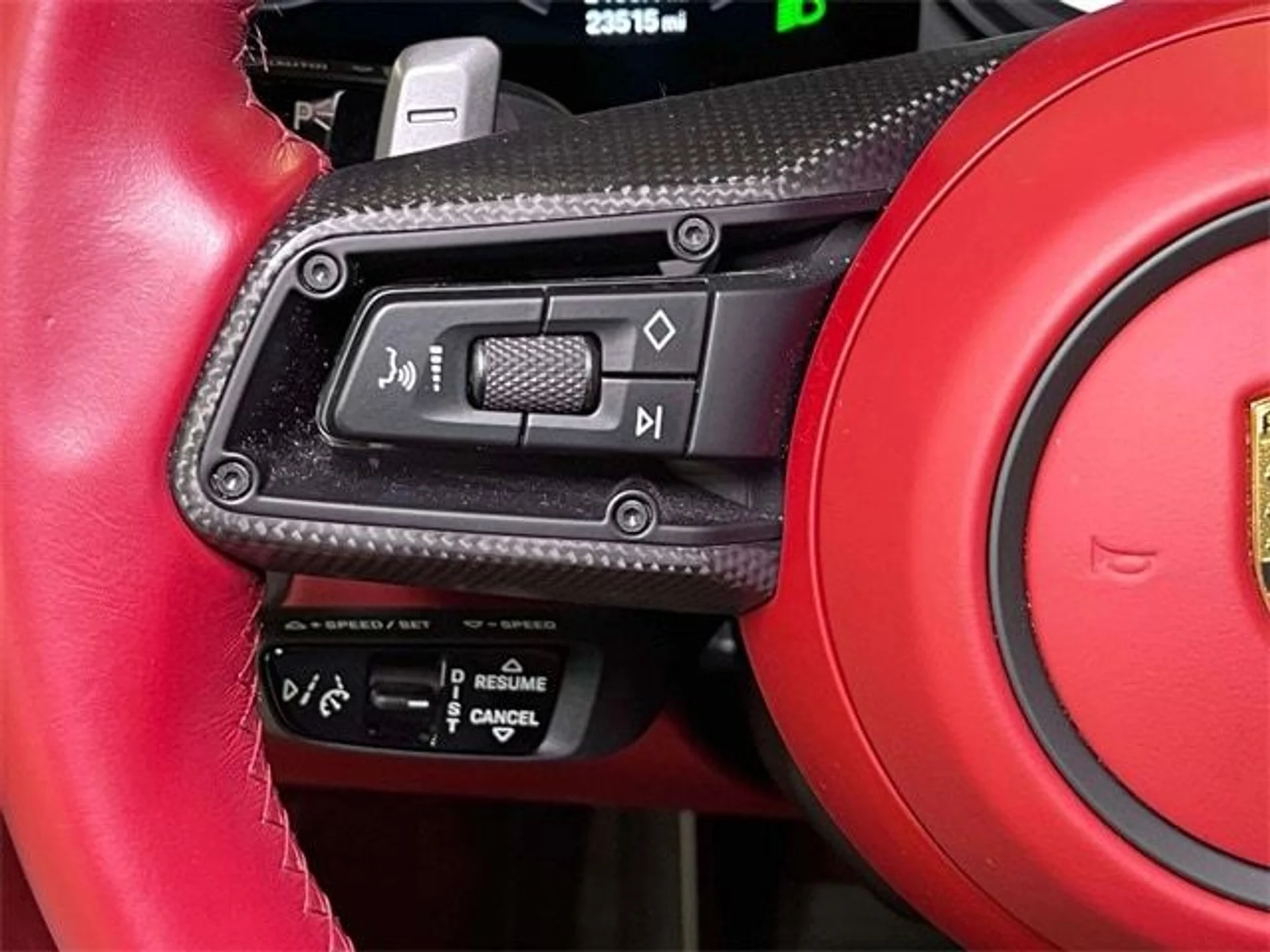 mph035_999566731_749b2825c0fce36c1f003730b94a0381x_ccd57a7010