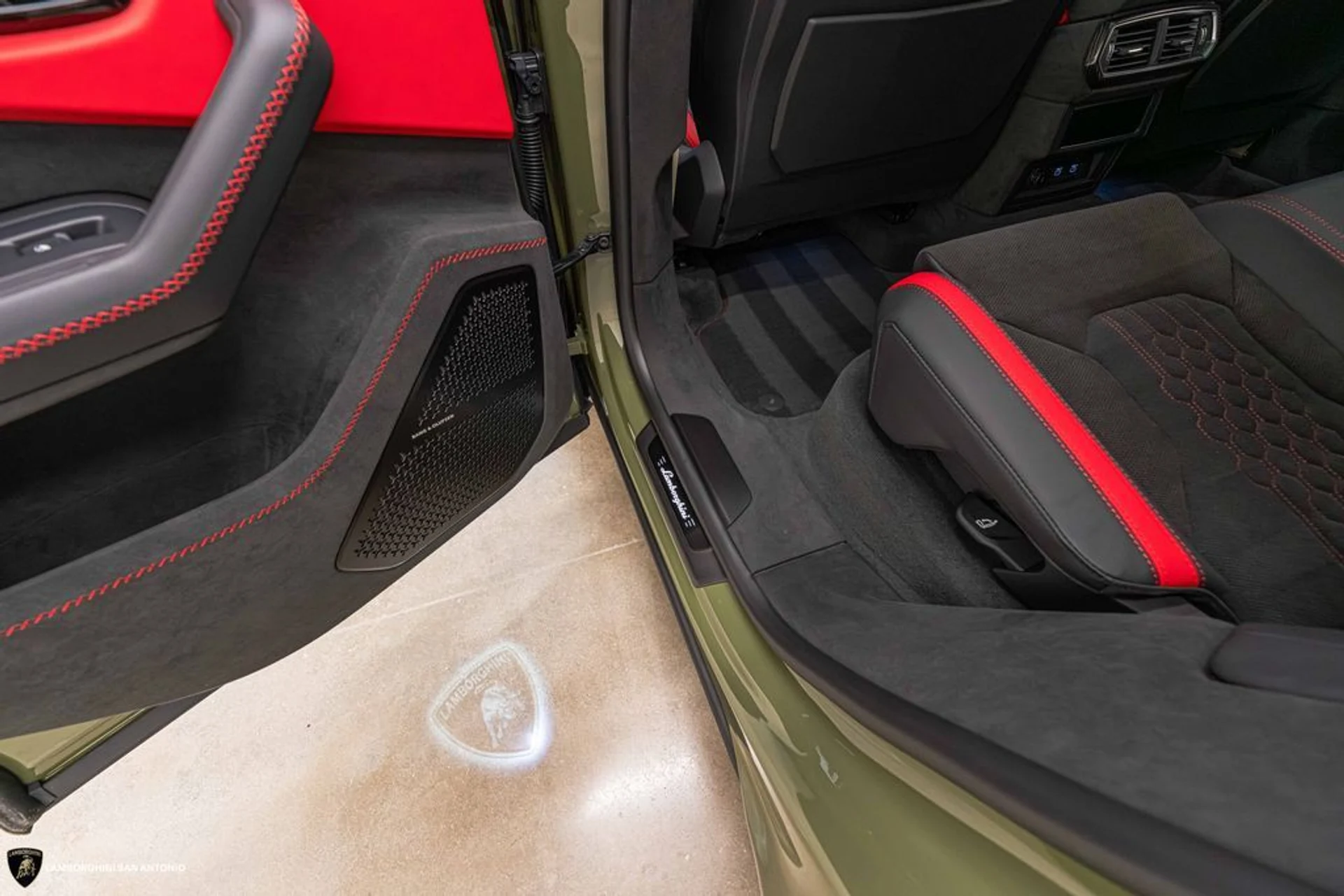 mph036_1008915446_cf27520ad771a415869bd595a053ac7fx_14ca07a410