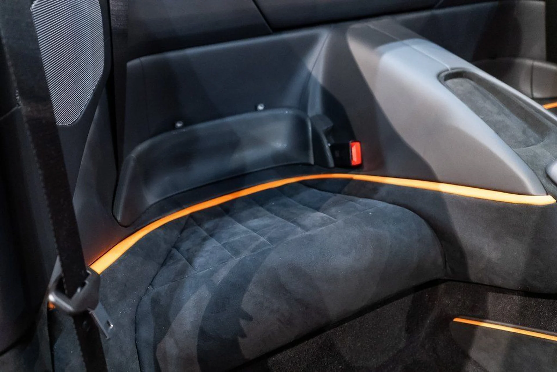 mph036_1030556999_d583b5a621cefbccff2b5fbc98303f06_52dedb5161