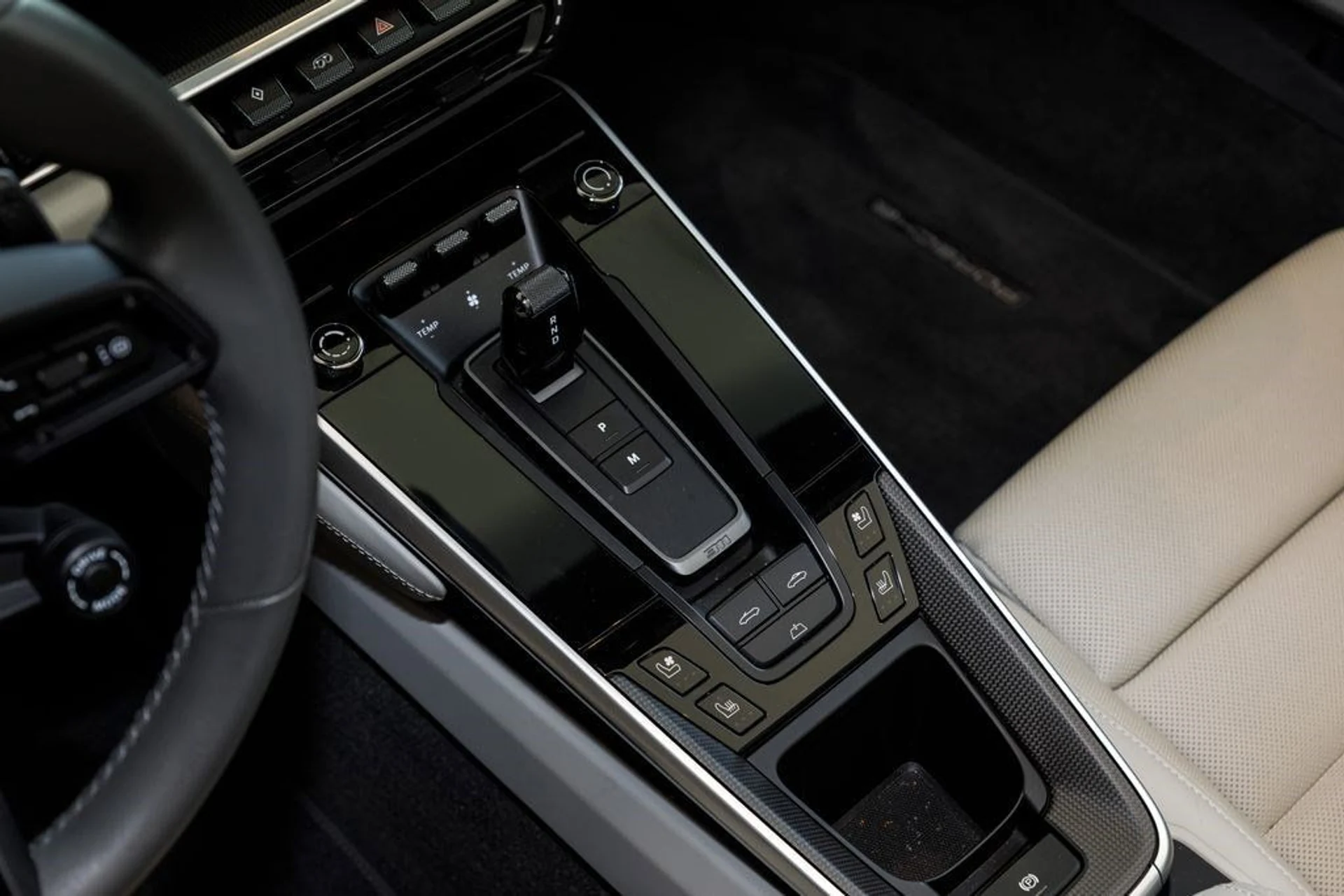 mph036_1031972672_c8df47dd0b730e6c8ac0870e73c52483_b46f90cbc4