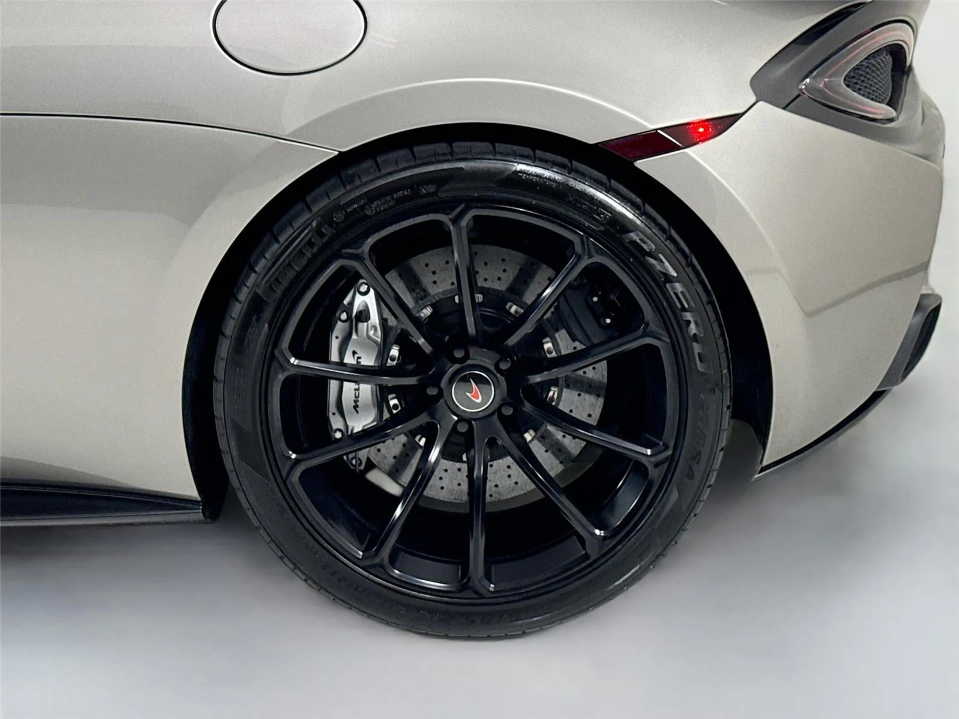 mph036_1033499683_a0bb27b4b8b8608bebe21c46734ccfe9_692fc3bfed