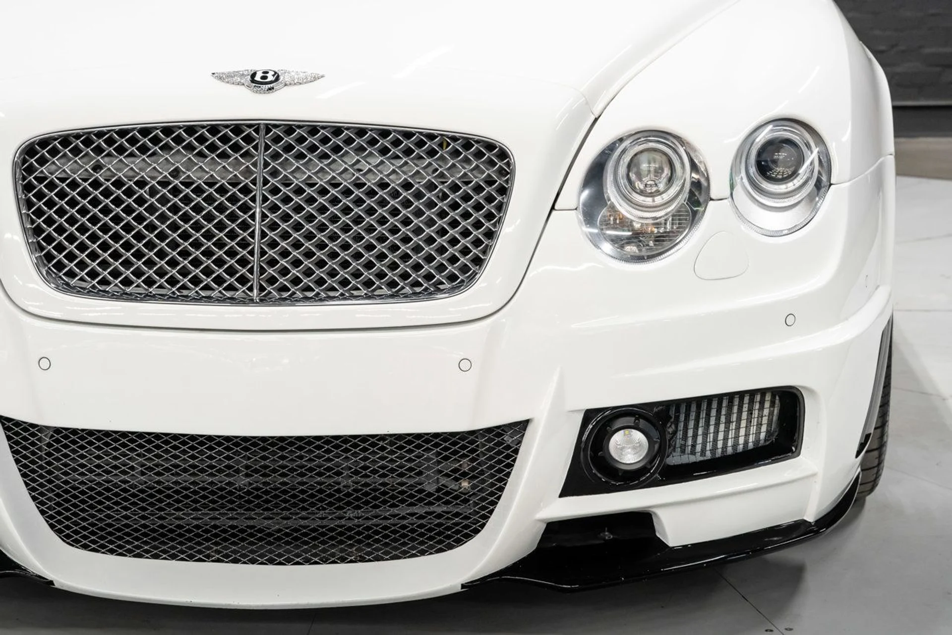 mph036_1044347760_bentley_continental_gt_2006_e384ba7a51