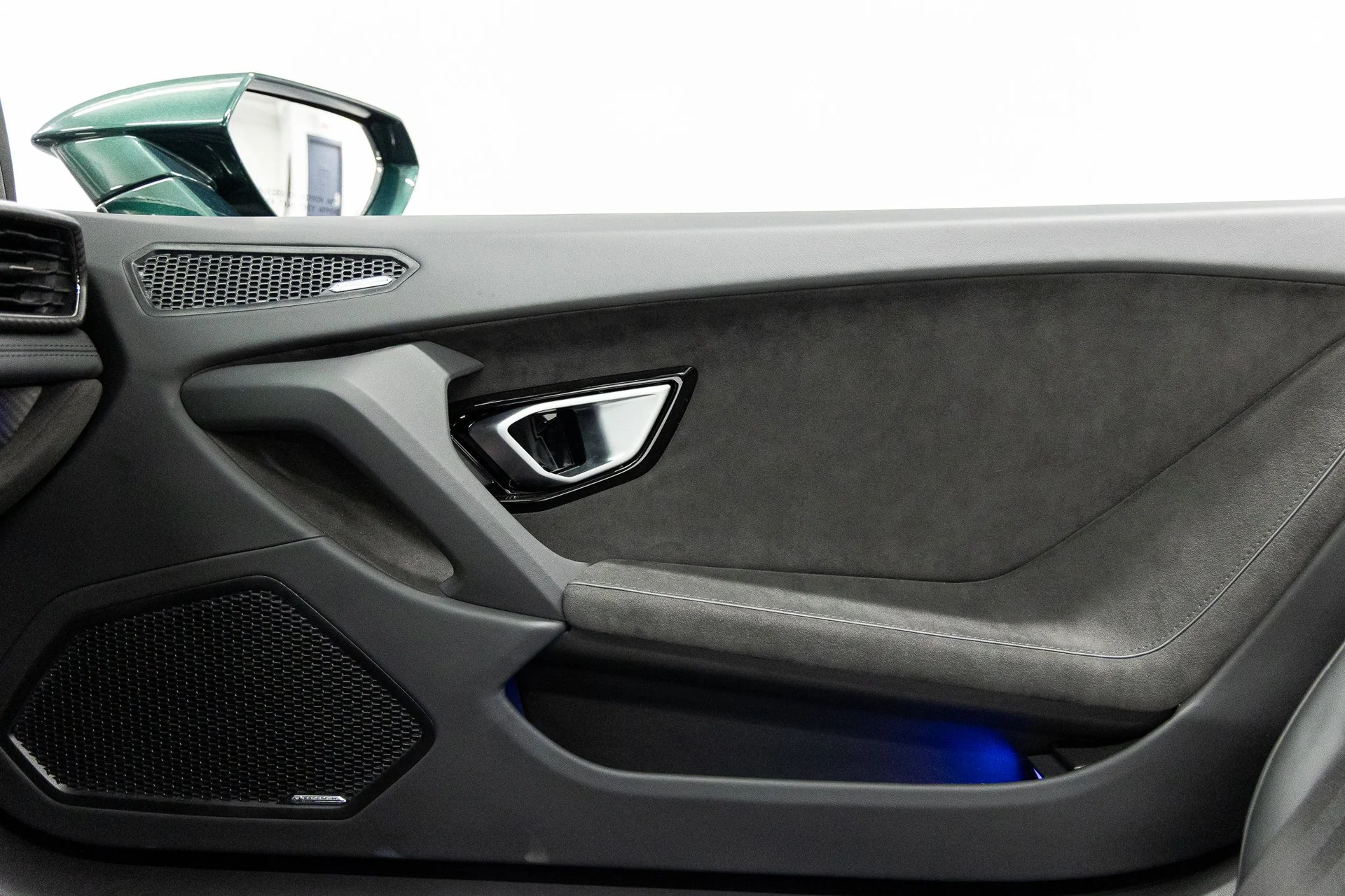 mph036_1047190882_7606b9b5459c9e510283567eb7c42d62x_1ce517a200