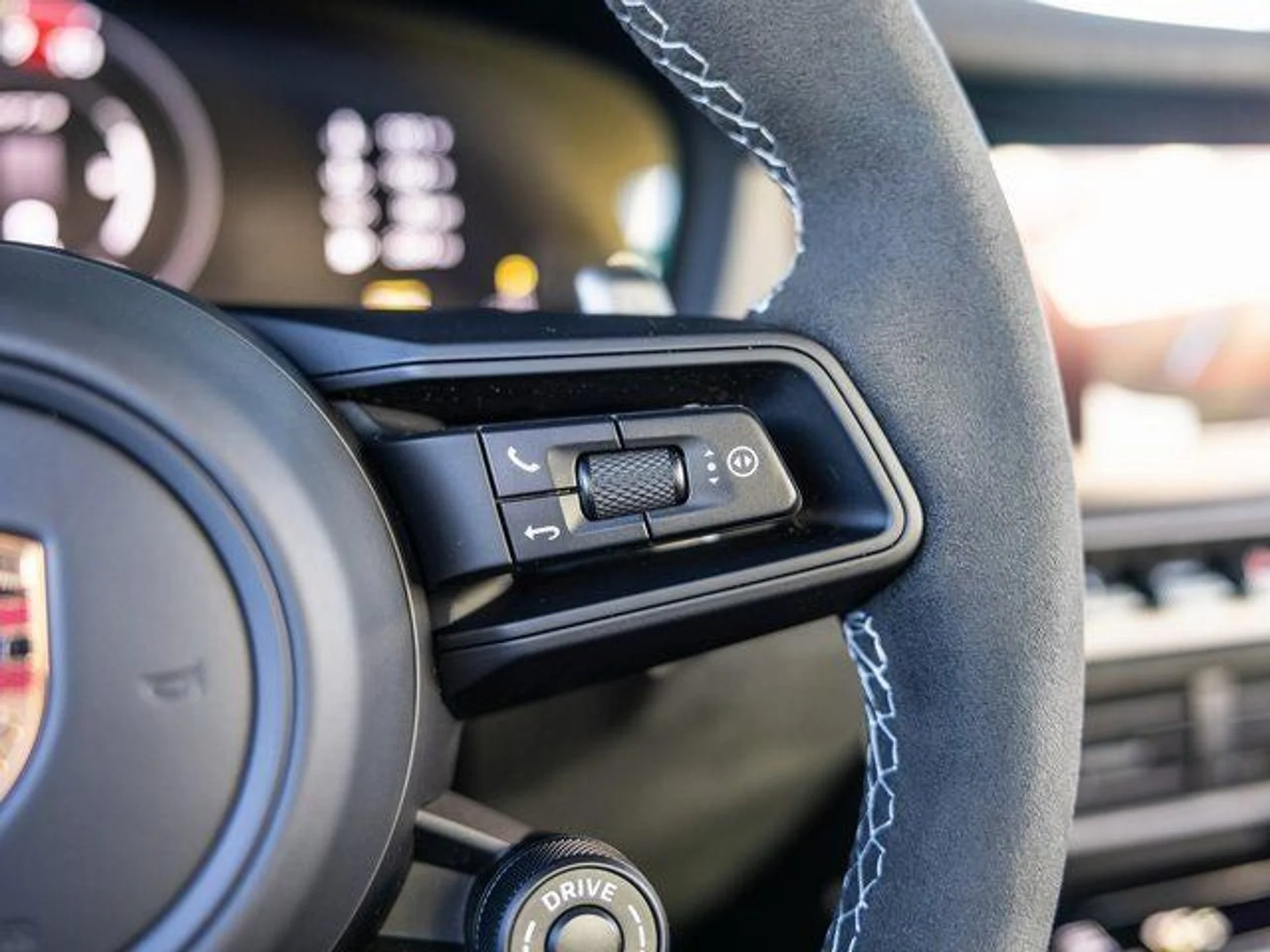 mph036_1052928840_37_ca7dd284ba