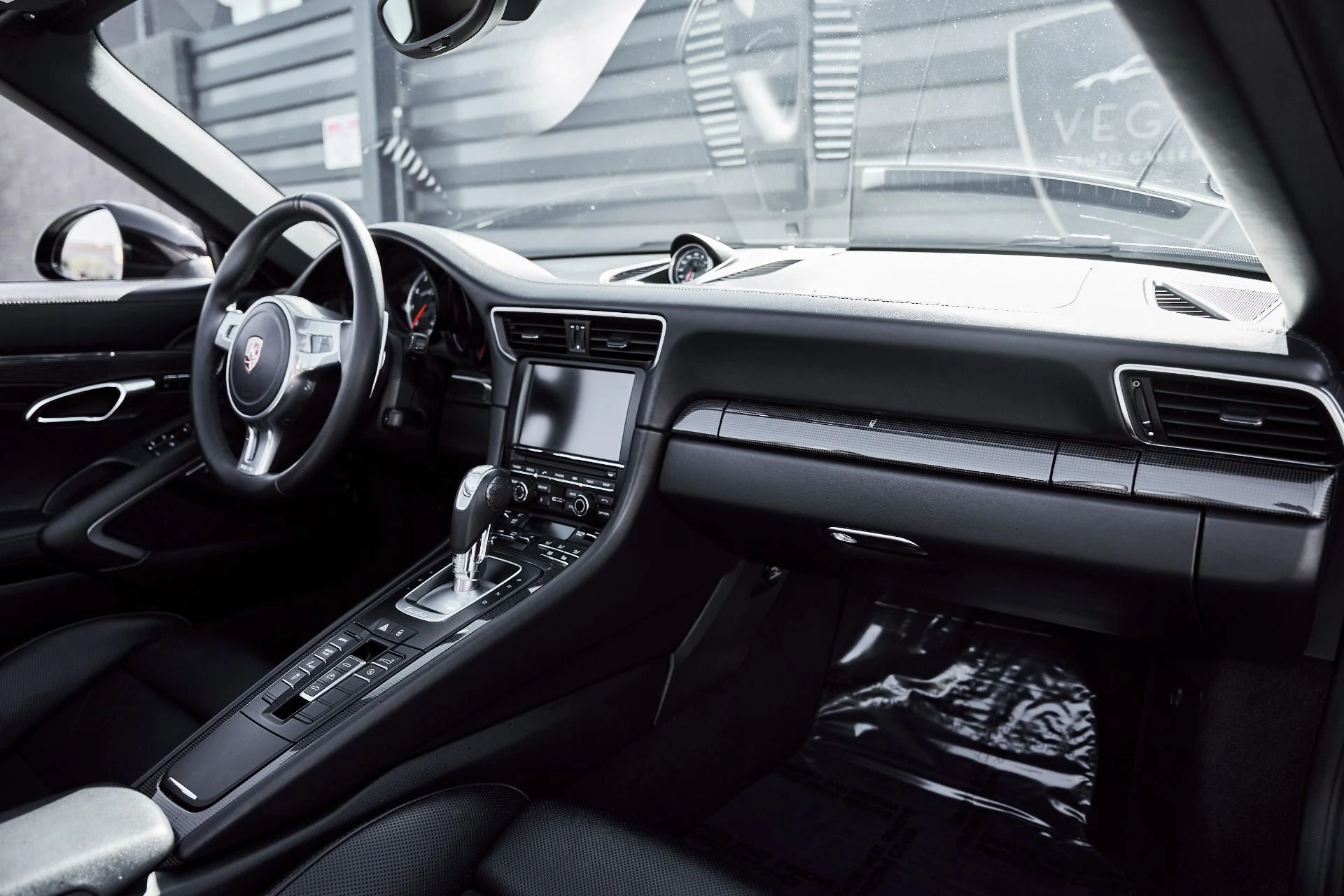 mph036_1061456690_Used_2014_Porsche_911_Turbo_S_1776734598_380f35a572