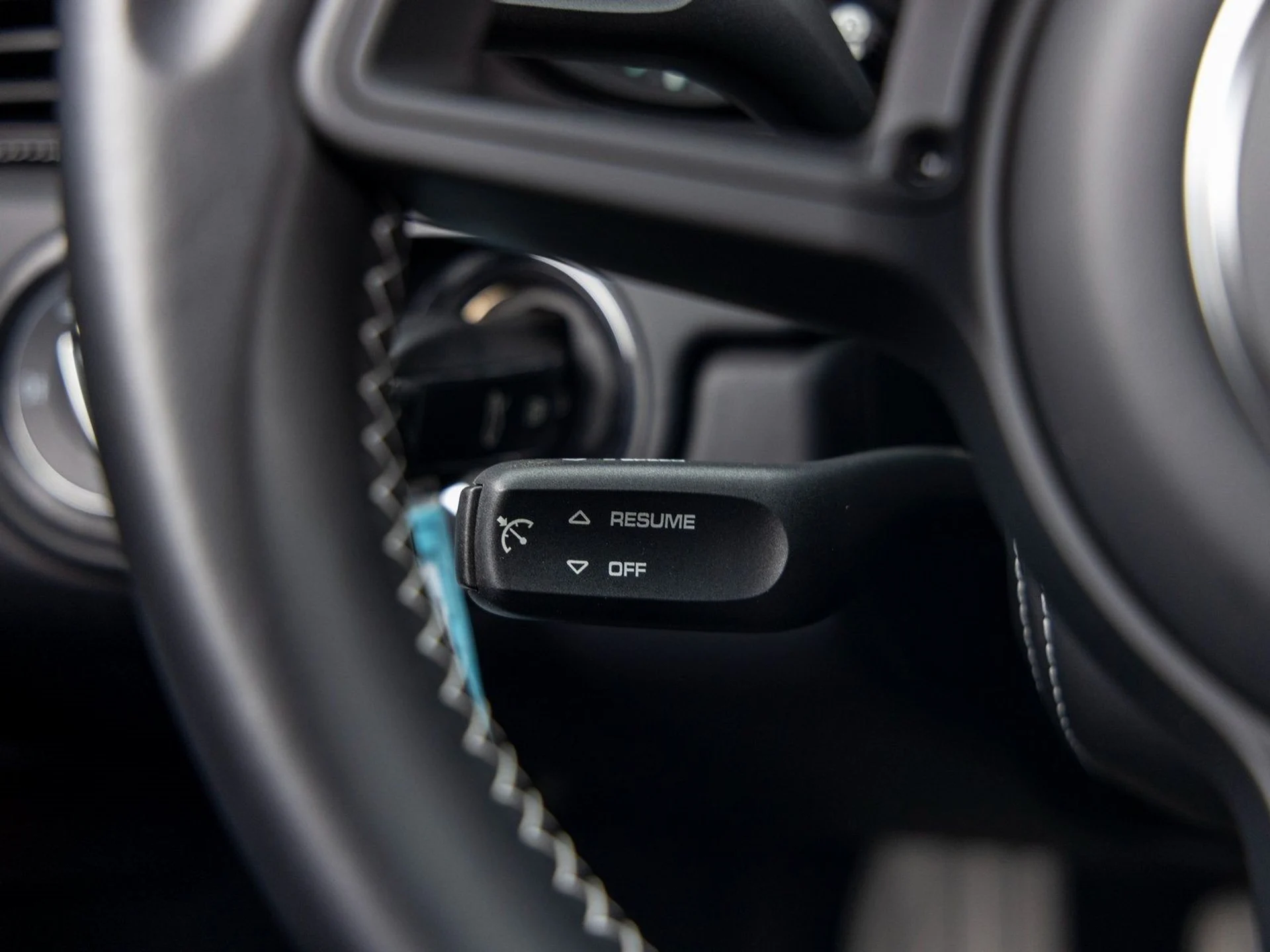 mph036_1063409280_37_c60bcd3338