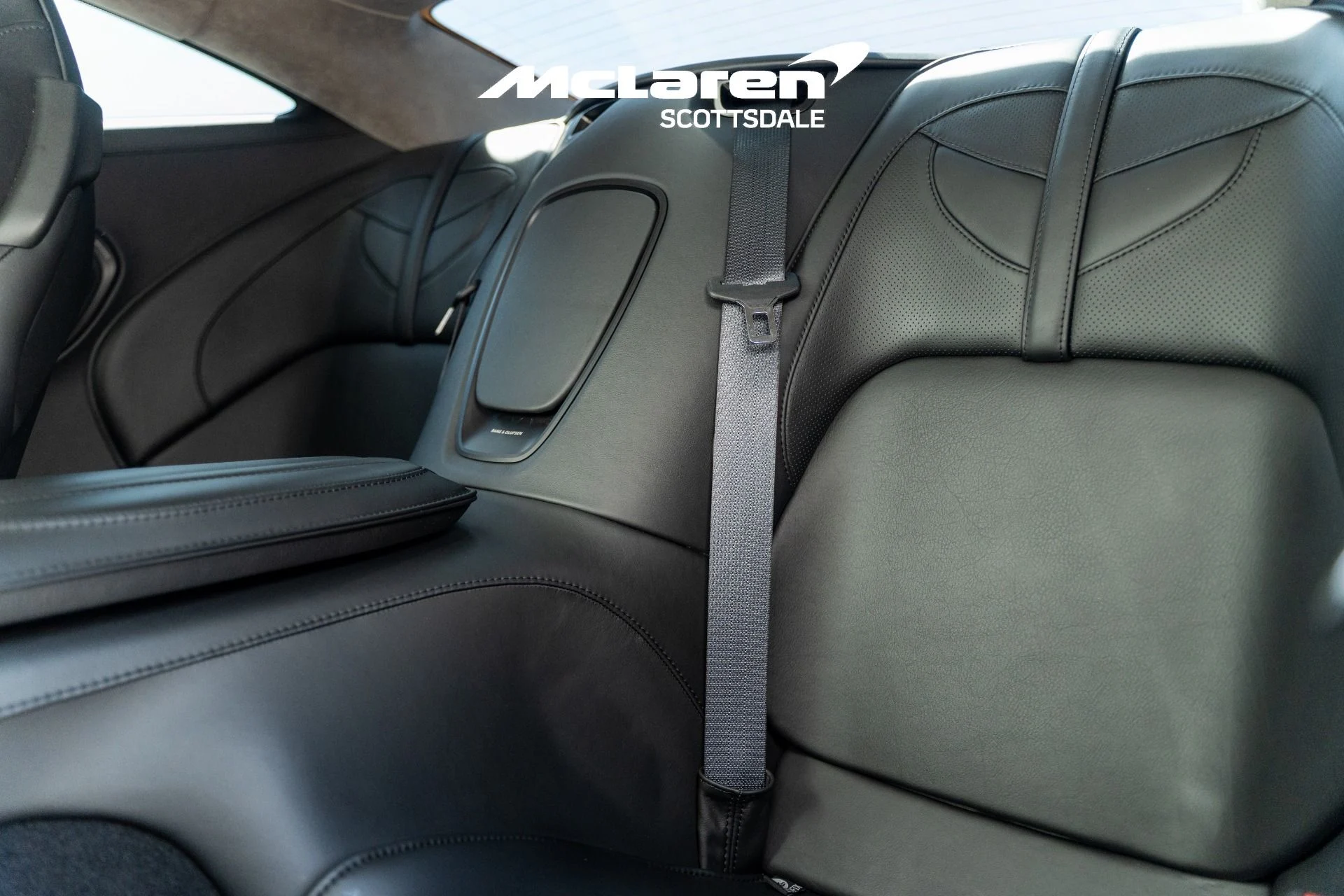mph036_1065869517_Used_2020_ASTON_MARTIN_DBS_Superleggera_1756222308_be0324cead