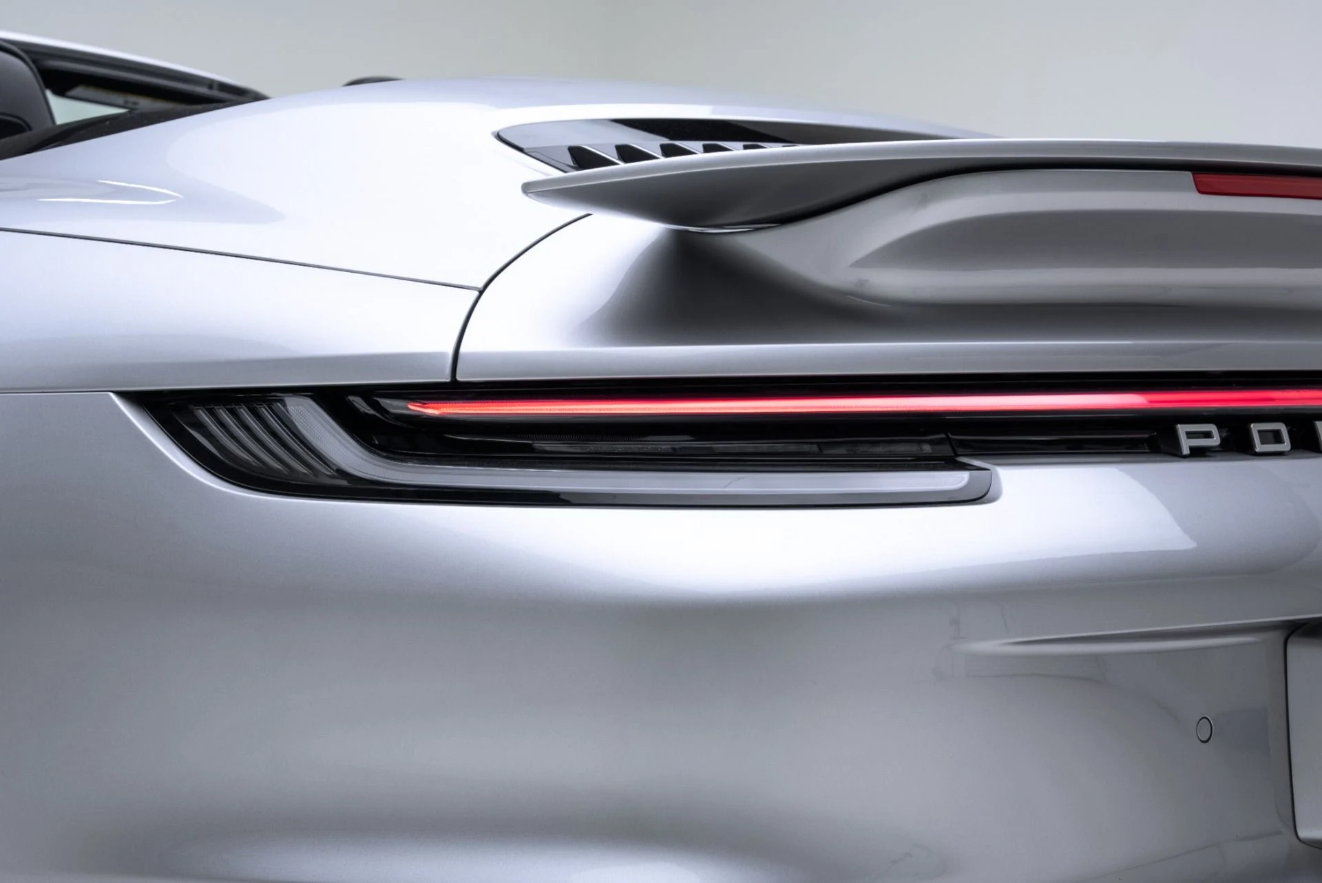 mph036_1076226682_Used_2025_Porsche_911_Turbo_S_1772494220_3e4754e797