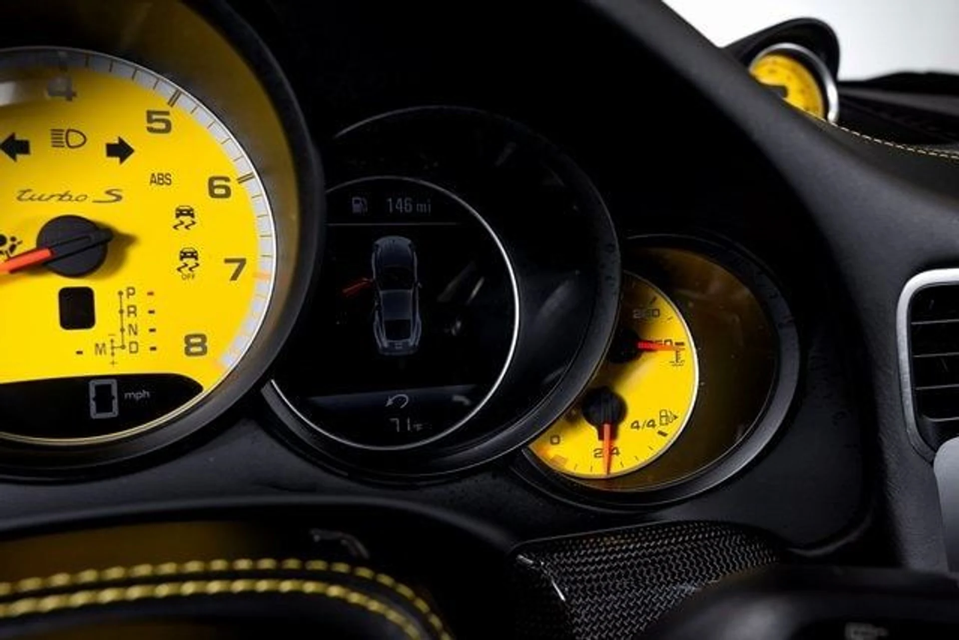 mph036_107912328_d81dc434e57b62b510d23071684df997x_c43689bf8b