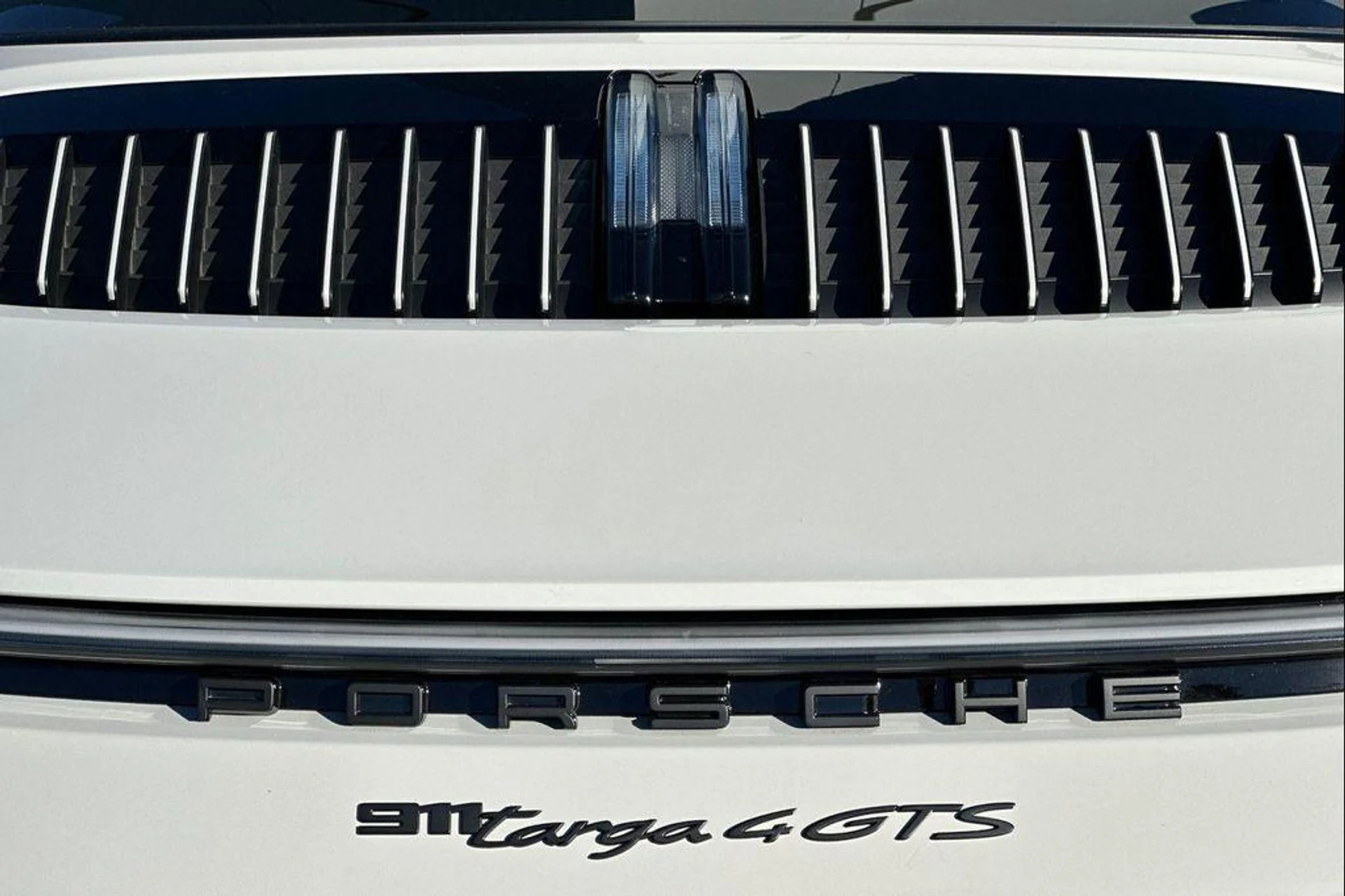 mph036_108277162_ibro5xsb_AXKDF_Otl_Aa_Koa1s6_Tc_e3c6a518ed