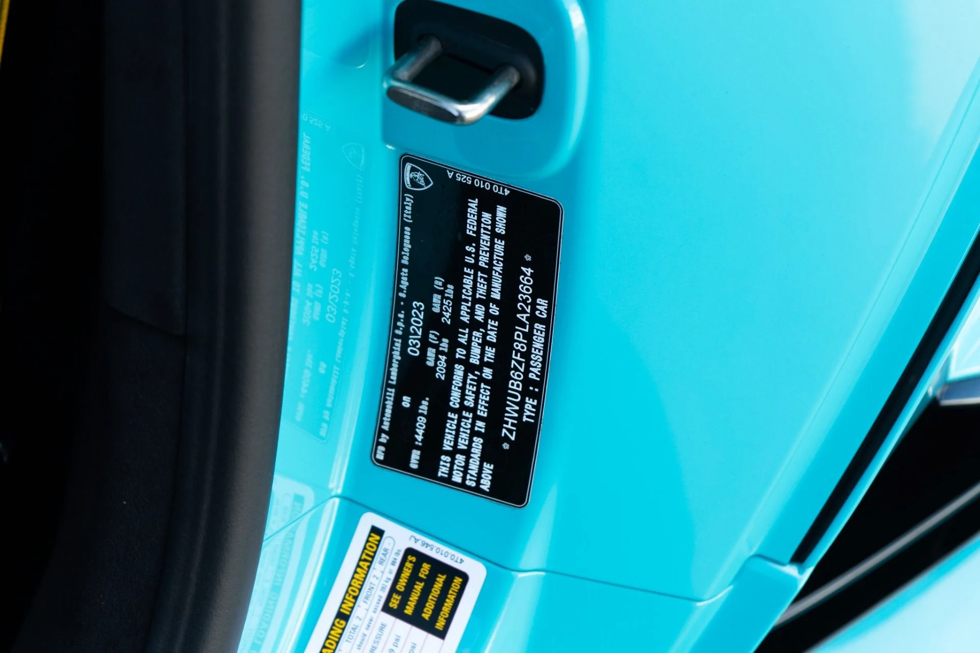 mph036_10837513_Used_2023_Lamborghini_Huracan_Tecnica_1779493842_400547850e