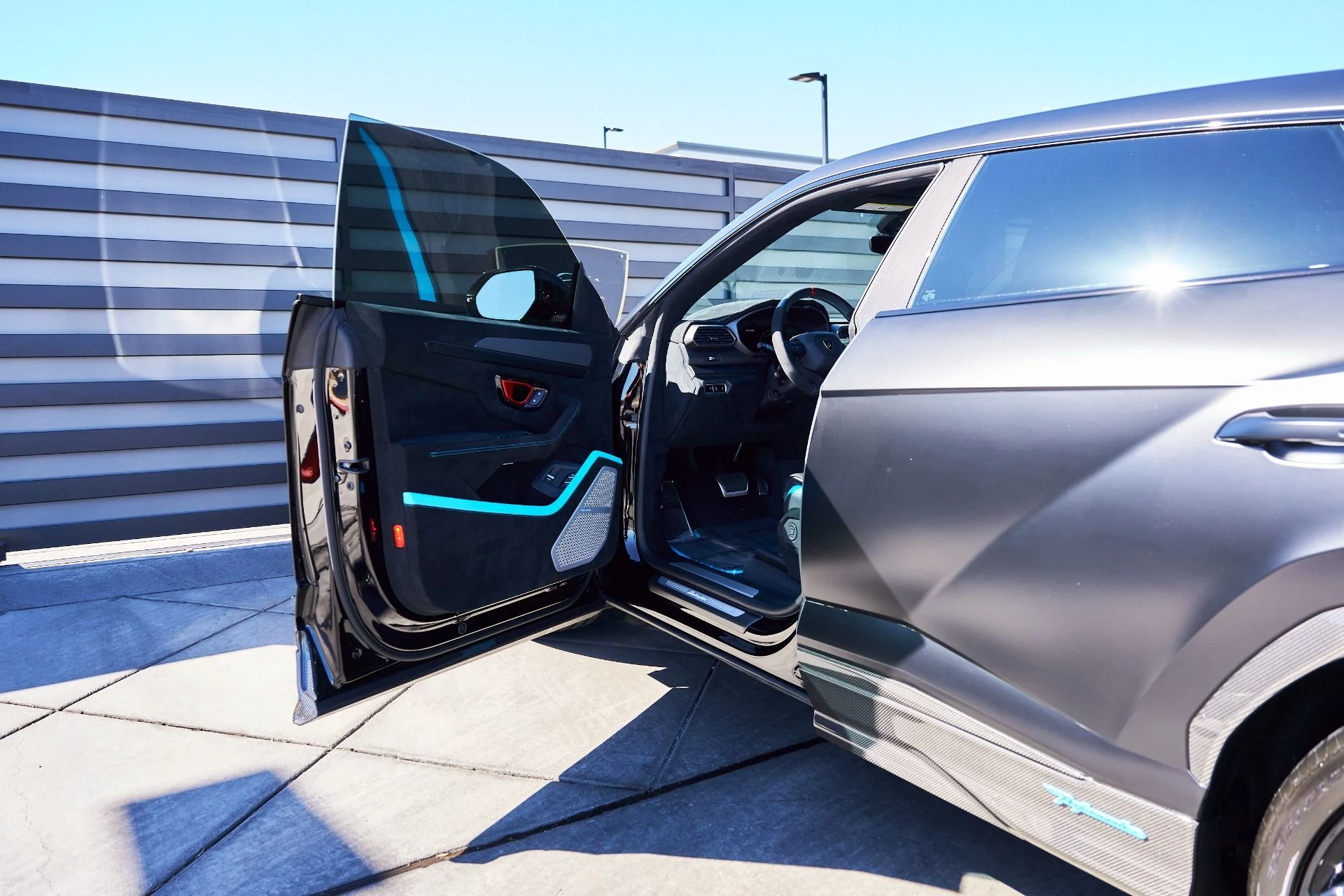 mph036_1089254095_Used_2024_Lamborghini_Urus_Performante_1773367126_c71976bc4b