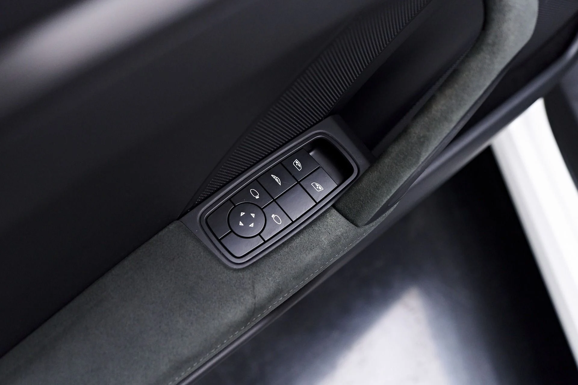 mph036_1090826190_Used_2023_Porsche_911_Carrera_GTS_1750549310_33b4572f3b