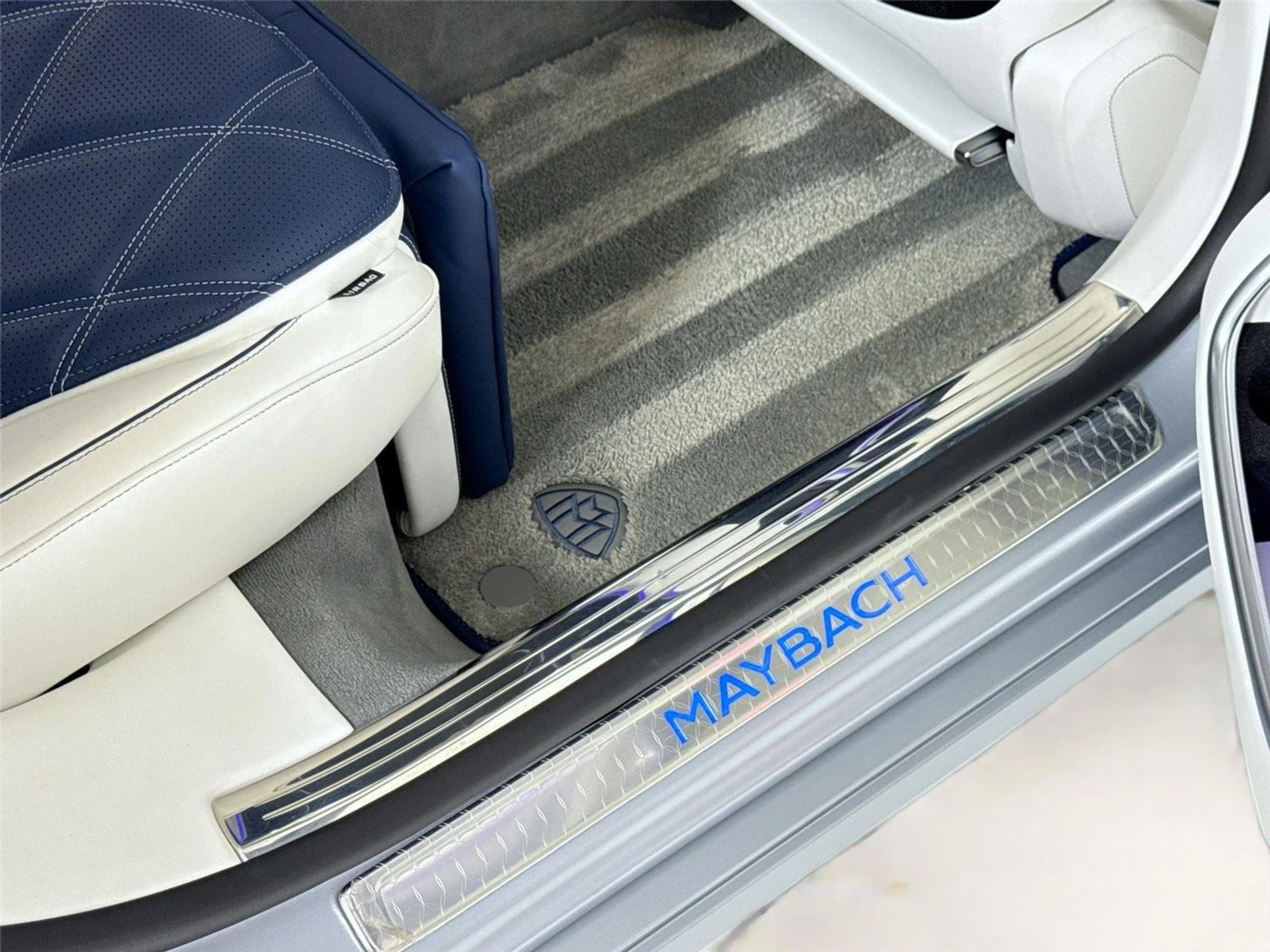 mph036_1094658623_f8f274e9a449760036a5fcb1aba77778_da688c4e28