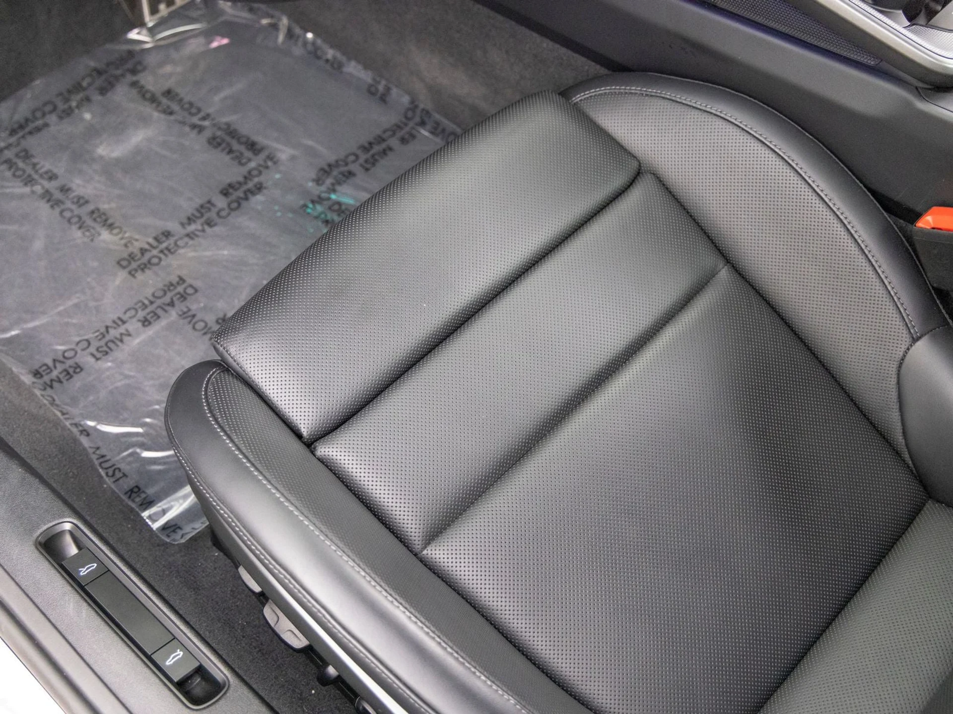 mph036_109499785_37_5d8d51fa54