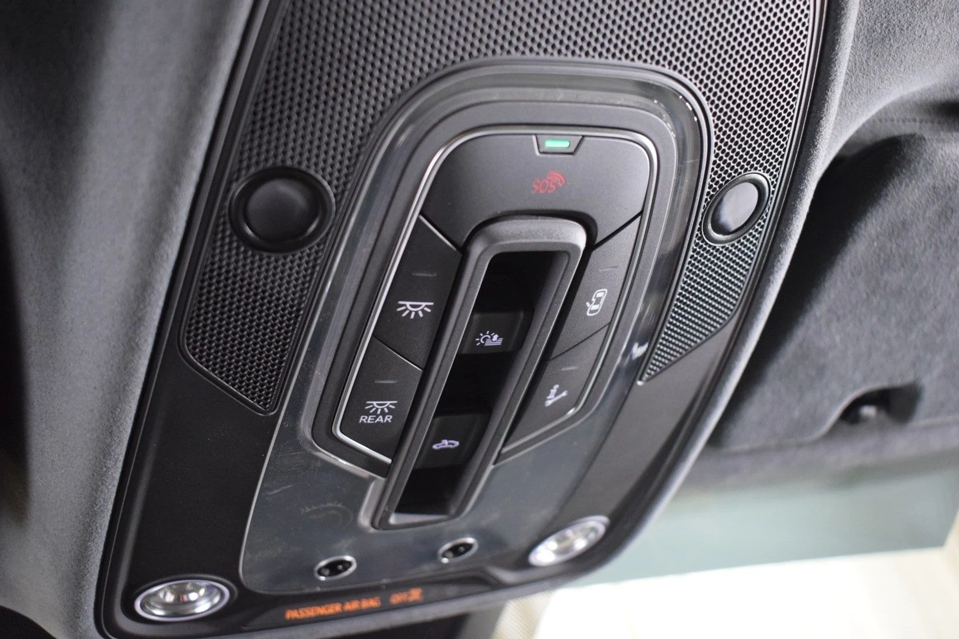 mph036_1110186567_40ecbc50f67934e7663f89d986e6df71x_6d2754f06a