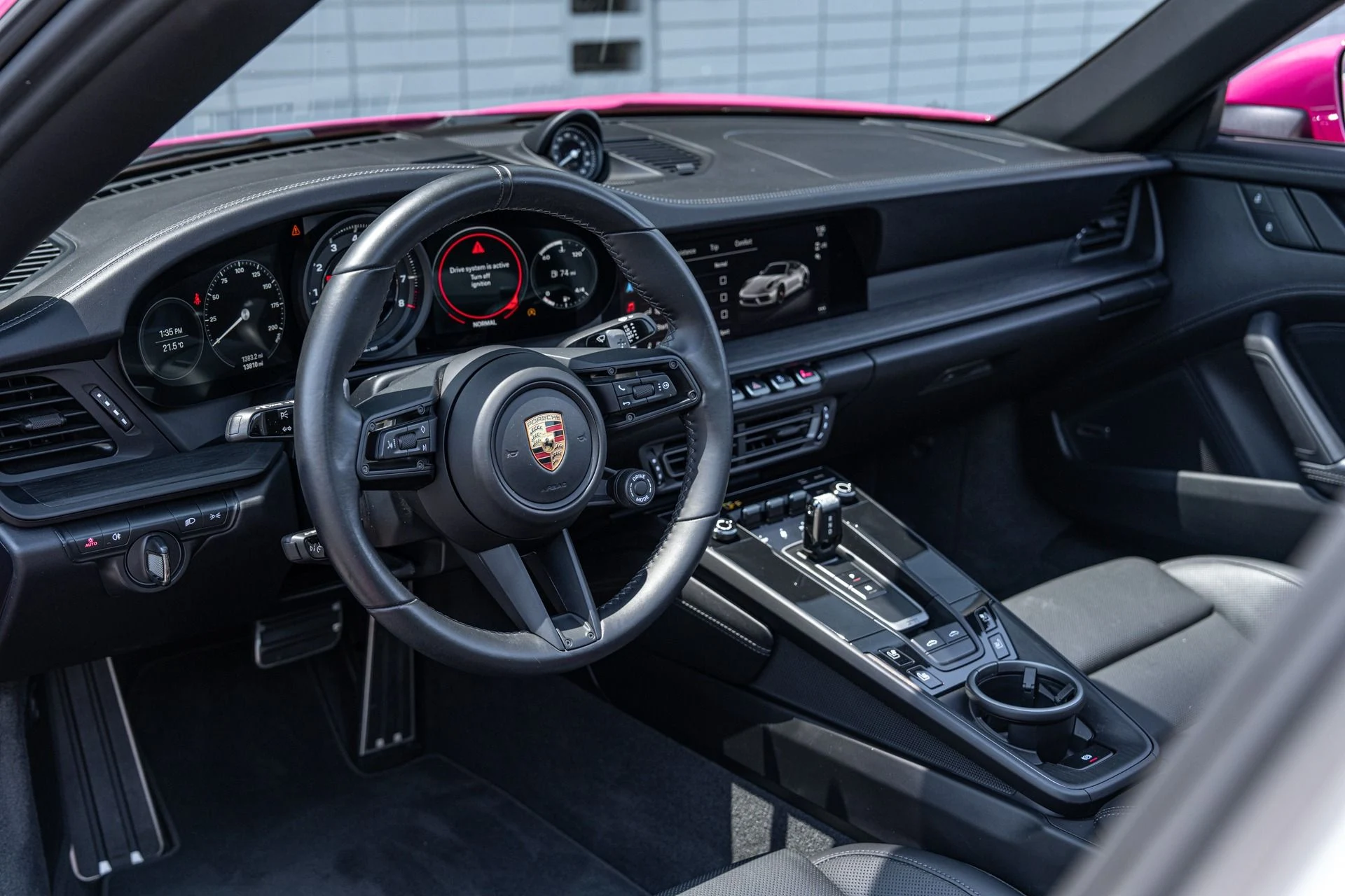 mph036_1129587966_Used_2024_Porsche_911_Targa_4_GTS_1752606790_51c94b5e27