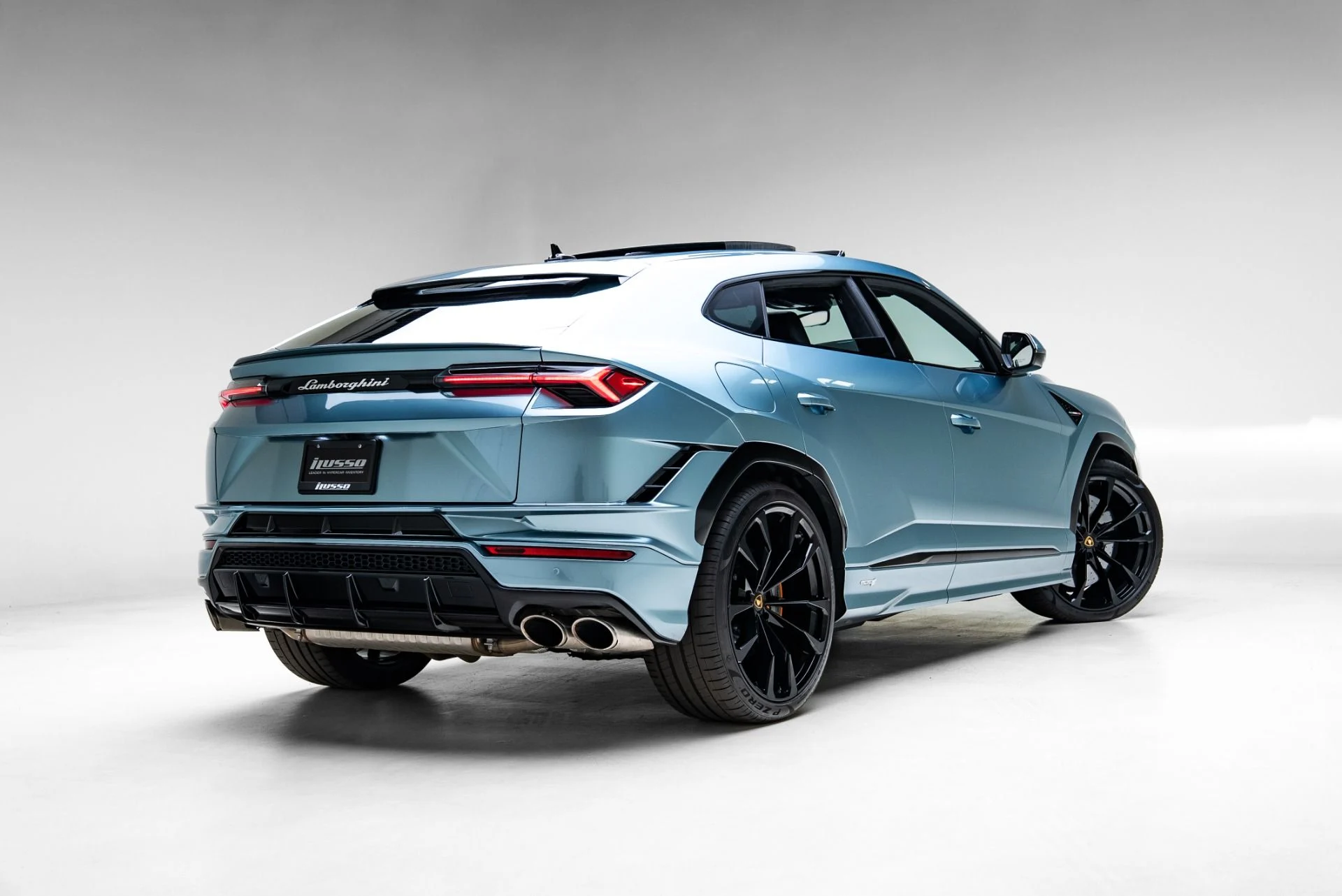 mph036_1134378753_Used_2023_Lamborghini_Urus_S_1775088140_2bb6a6d576