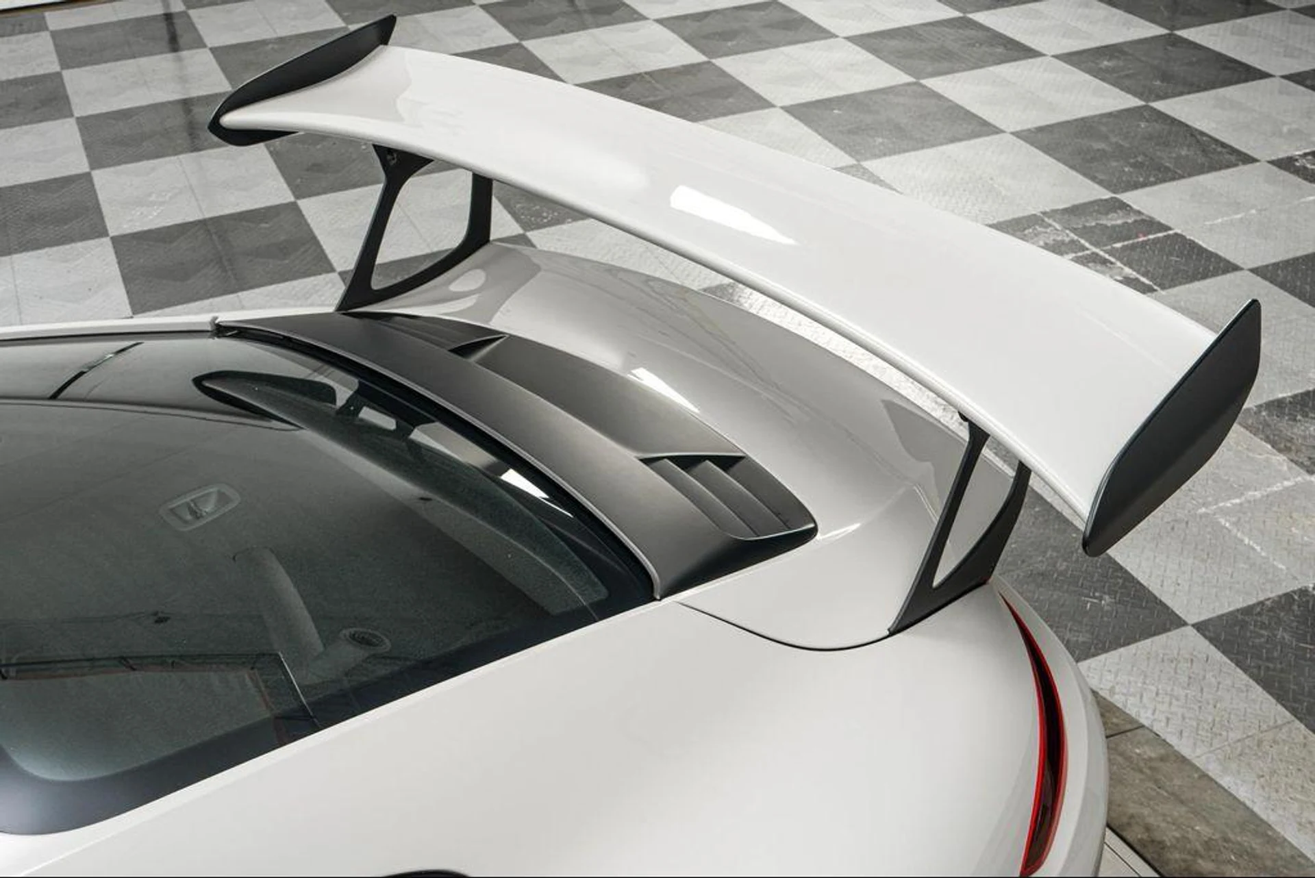 mph036_1134460420_FG_0_b_Q7_MCN_Ai23c6_I_Fwm_x_Ay_SXY_dbca5e4407