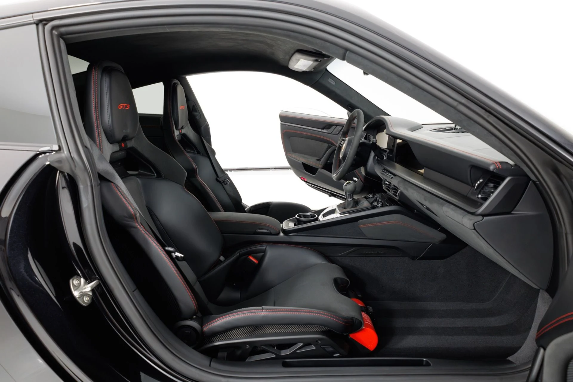 mph036_1144544740_Used_2025_Porsche_911_GT_3_1777072064_85f91aac8d