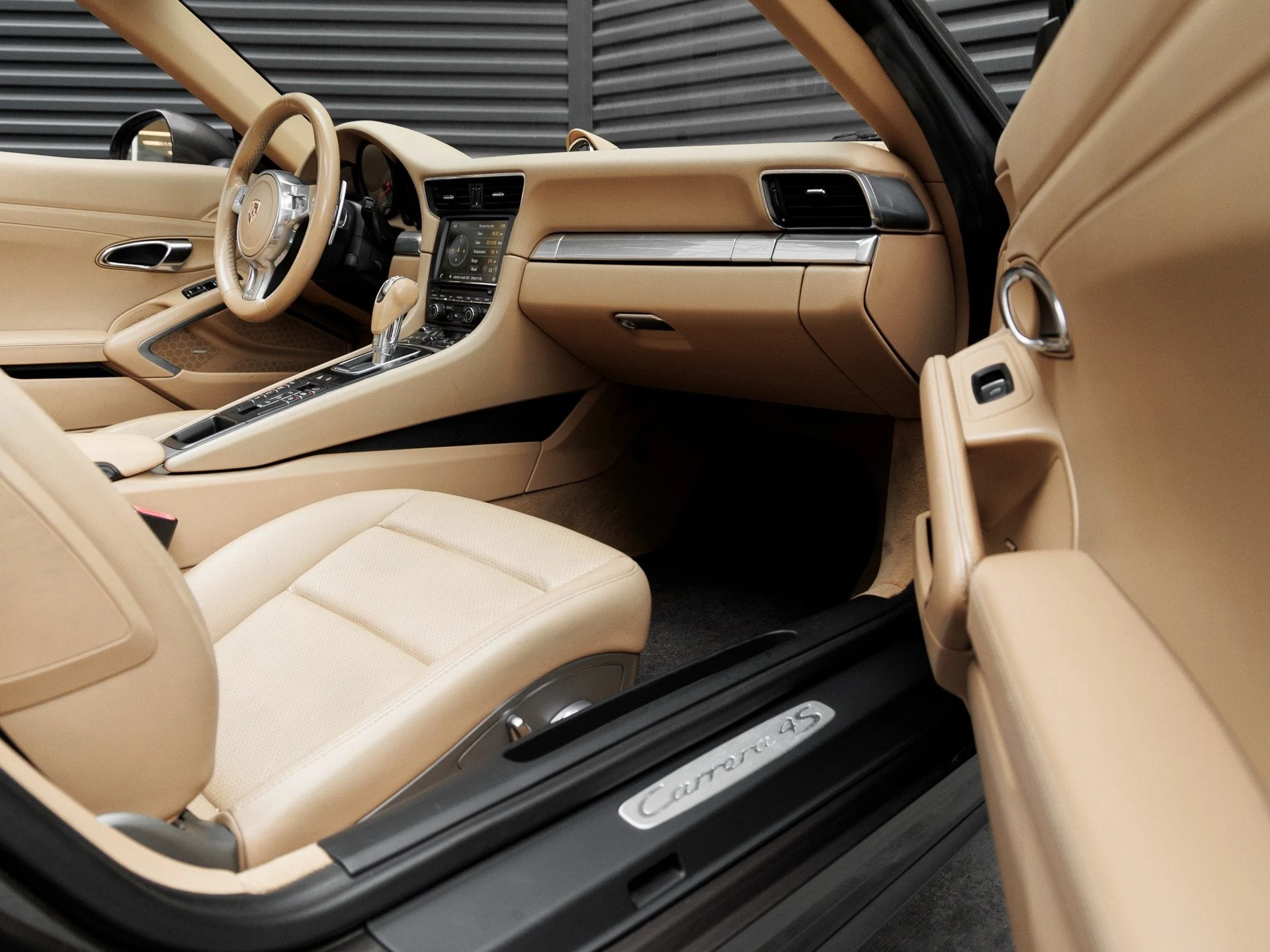 mph036_114802385_37_1e884ac3be