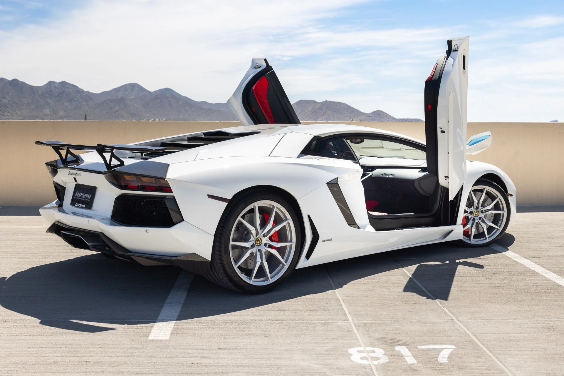 mph036_1158908084_Used_2015_Lamborghini_Aventador_LP_700_4_1785451056_f8c29003b8