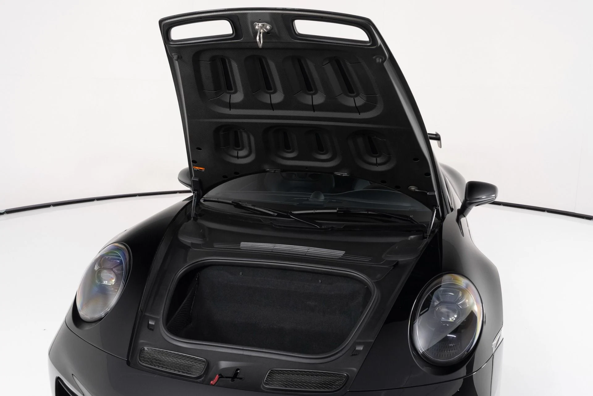 mph036_1164855235_Used_2022_Porsche_911_GT_3_1757453064_eb8ebb5895
