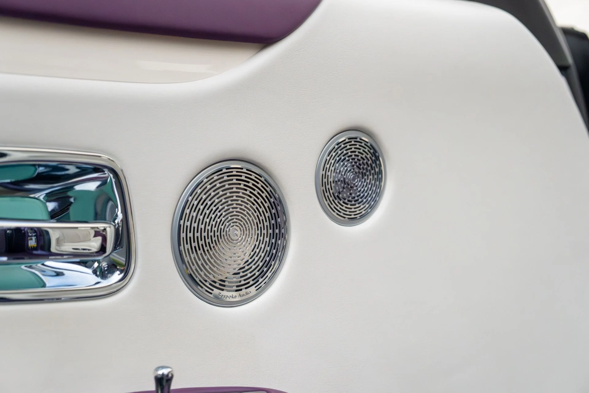 mph036_1171961196_Used_2021_Rolls_Royce_Ghost_1762913749_34c16fa45f