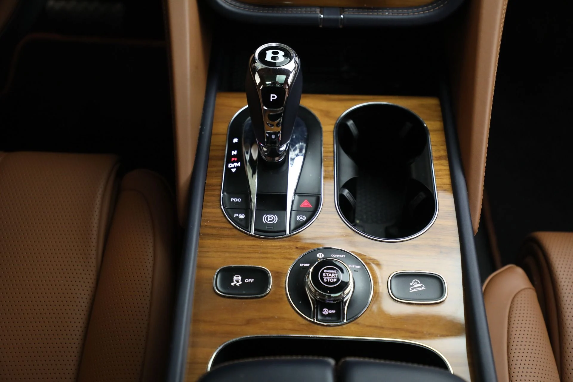 mph036_1192423806_Used_2021_Bentley_Bentayga_V8_680a17ad05