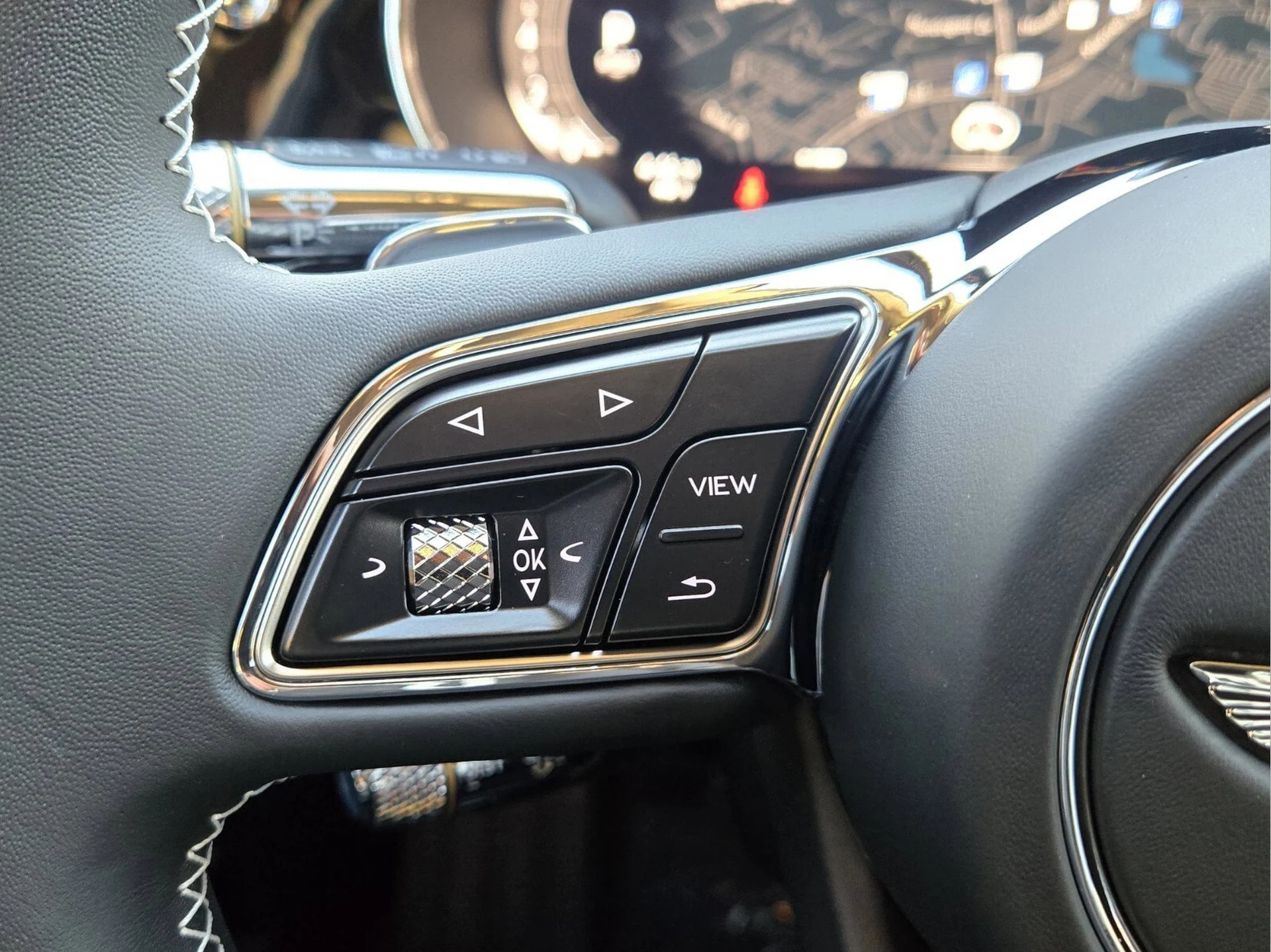 mph036_1211924369_493bd95bc74007e0bf4e877724e19208x_9314ae7d93