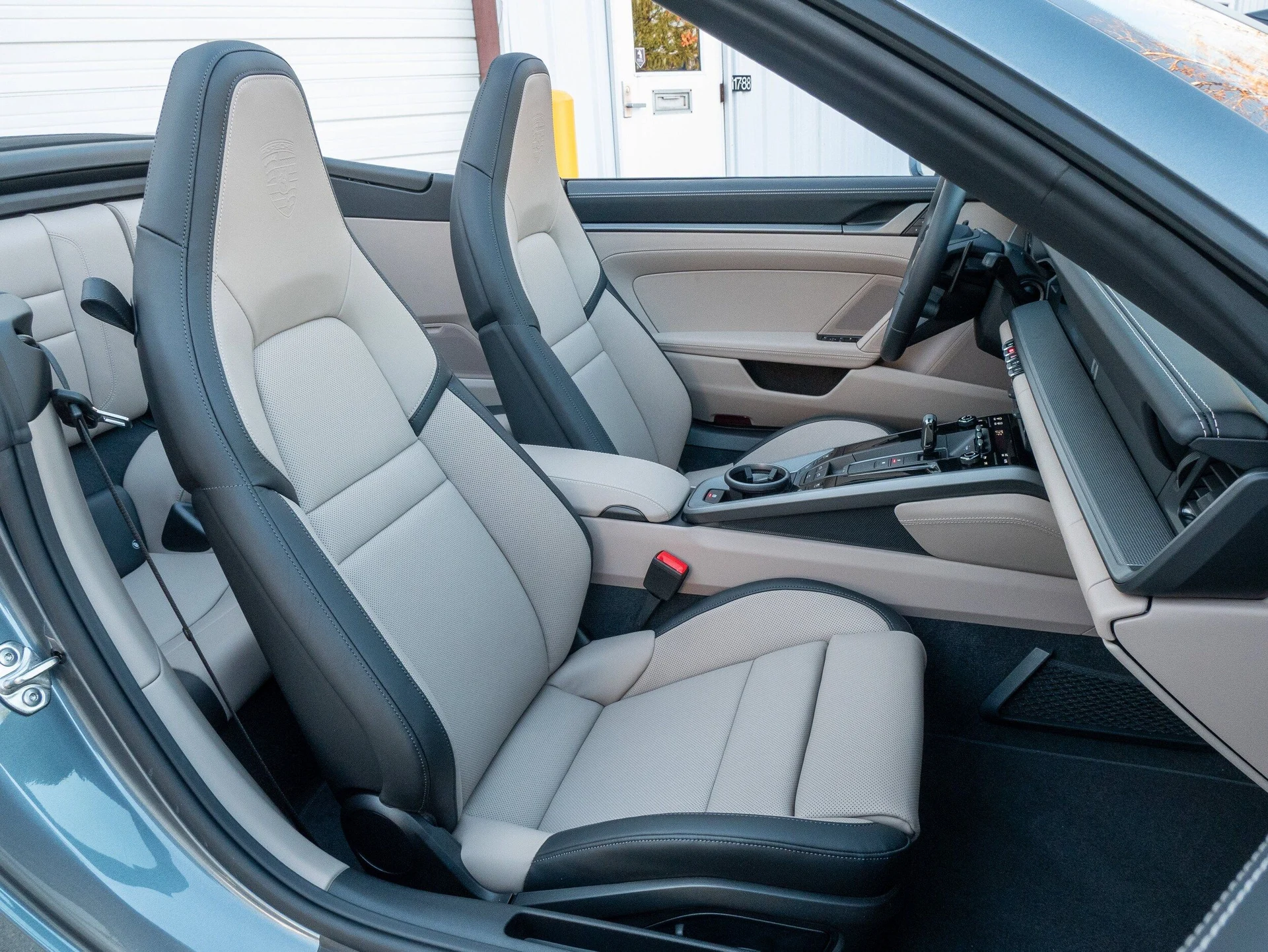 mph036_1213422785_2de23118651916313815fc89dbeab78ax_18adf27a45