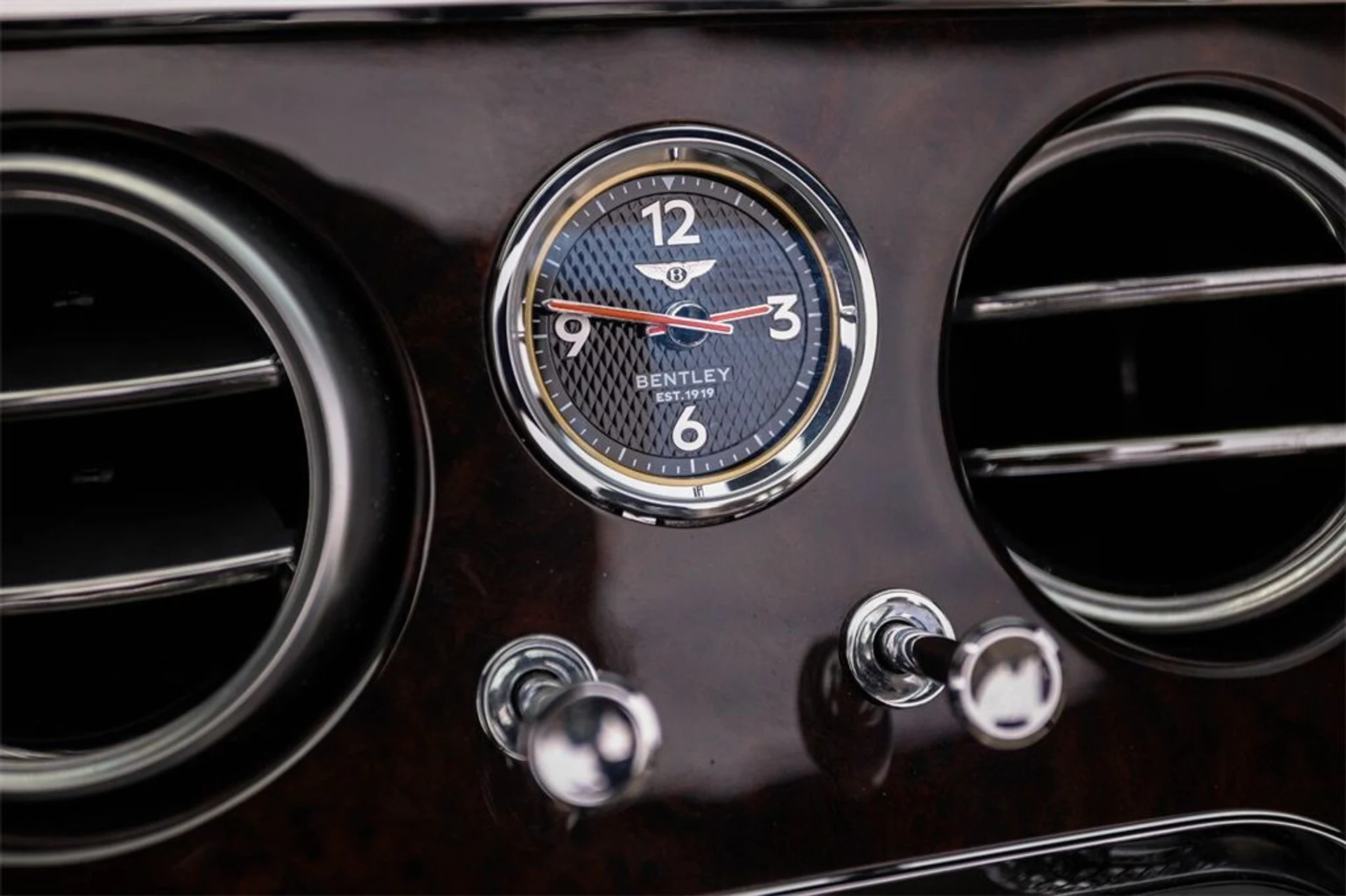 mph036_1224225774_28e449a39d91556829e8cd39efba94f6_f5a65cafe3