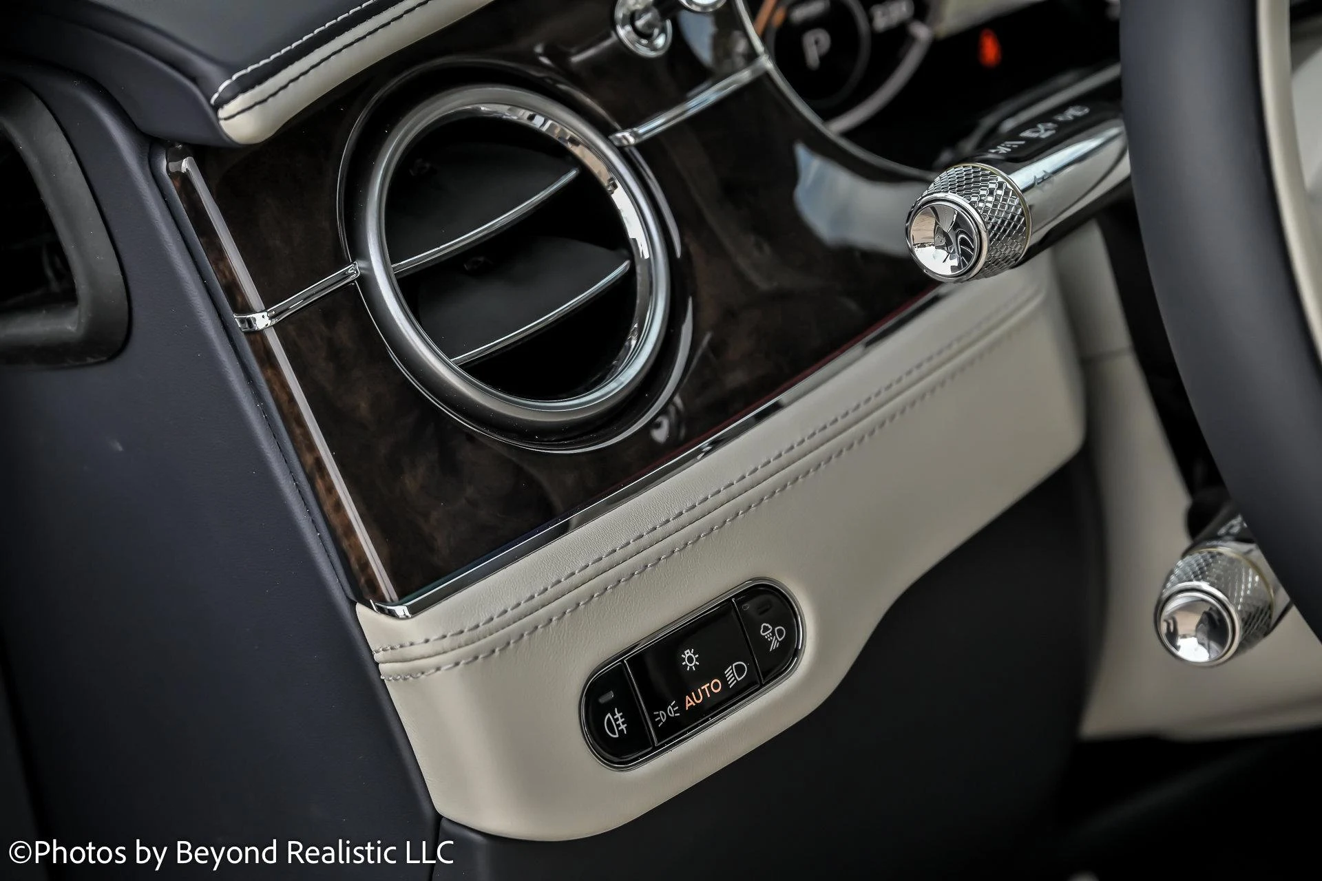 mph036_1237155269_Used_2024_Bentley_Continental_GT_Azure_Convertible_1761810999_ad0dd54f72