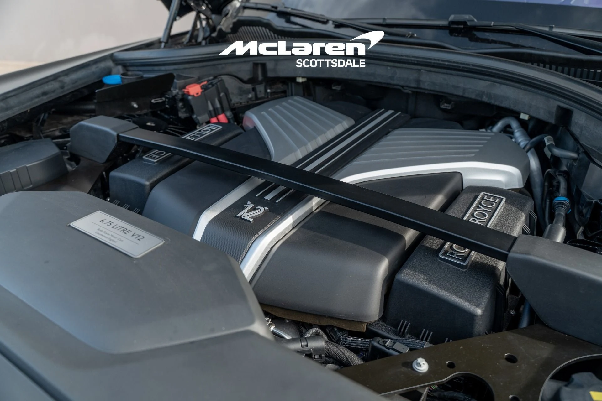 mph036_1249840644_Used_2022_Rolls_Royce_CULLINAN_1786996059_8b09a3aeb7