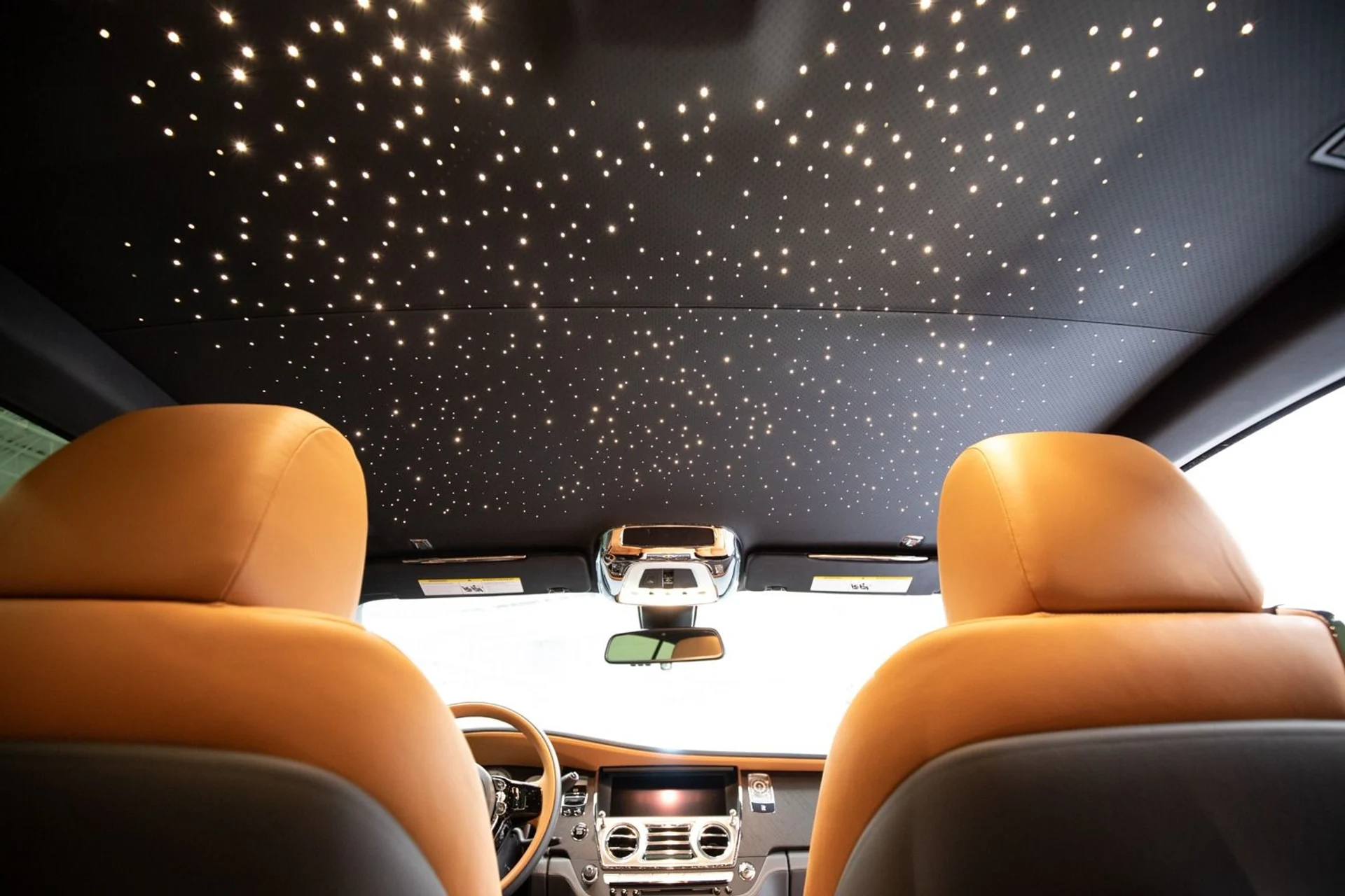 mph036_125208081_Used_2018_Rolls_Royce_Wraith_Luminary_Collection_1708563018_072294480e