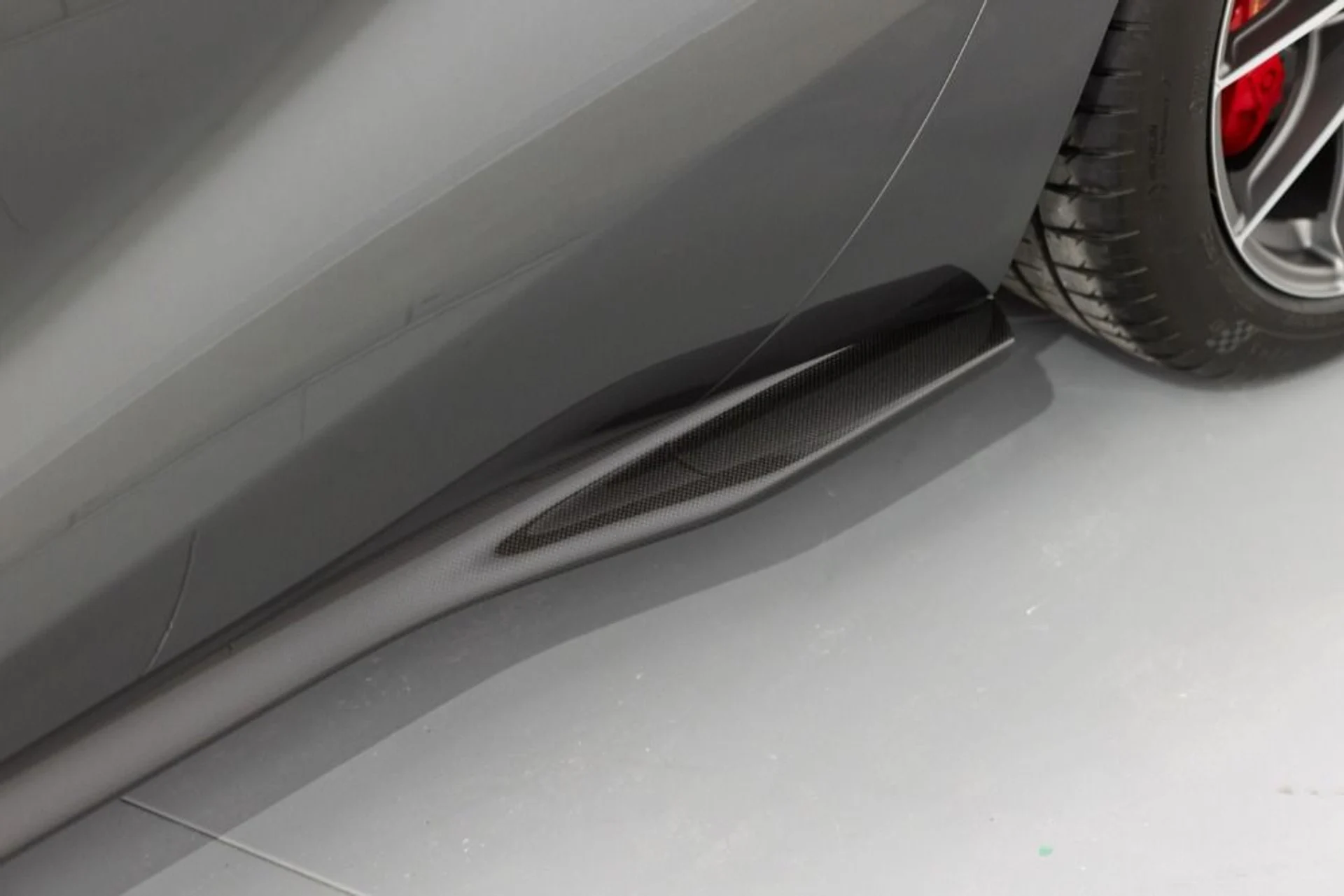 mph036_1252807295_Used_2023_Ferrari_812_GTS_3c798bdeef