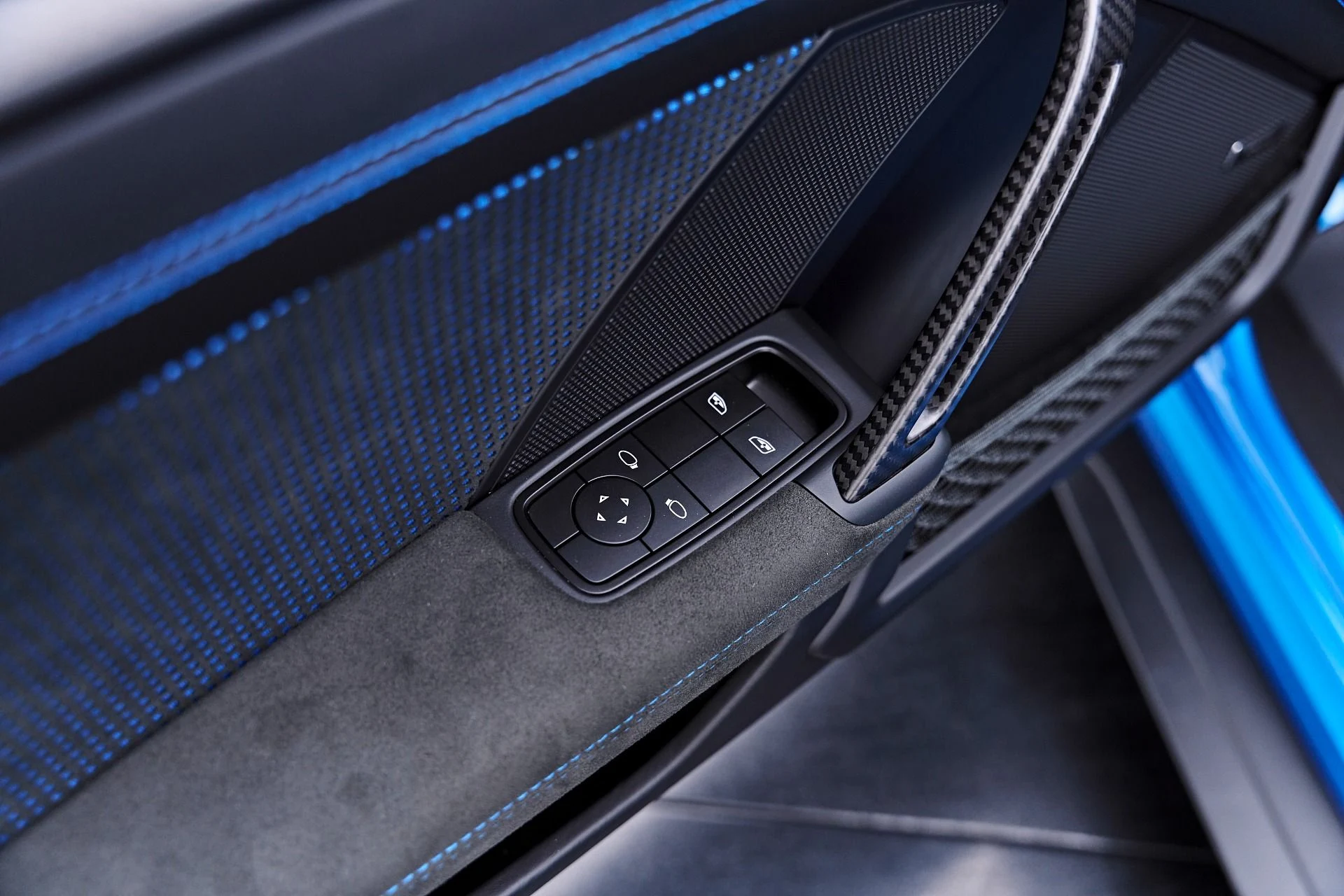 mph036_1258727751_Used_2024_Porsche_911_GT_3_RS_1789729443_0e2ac33d95