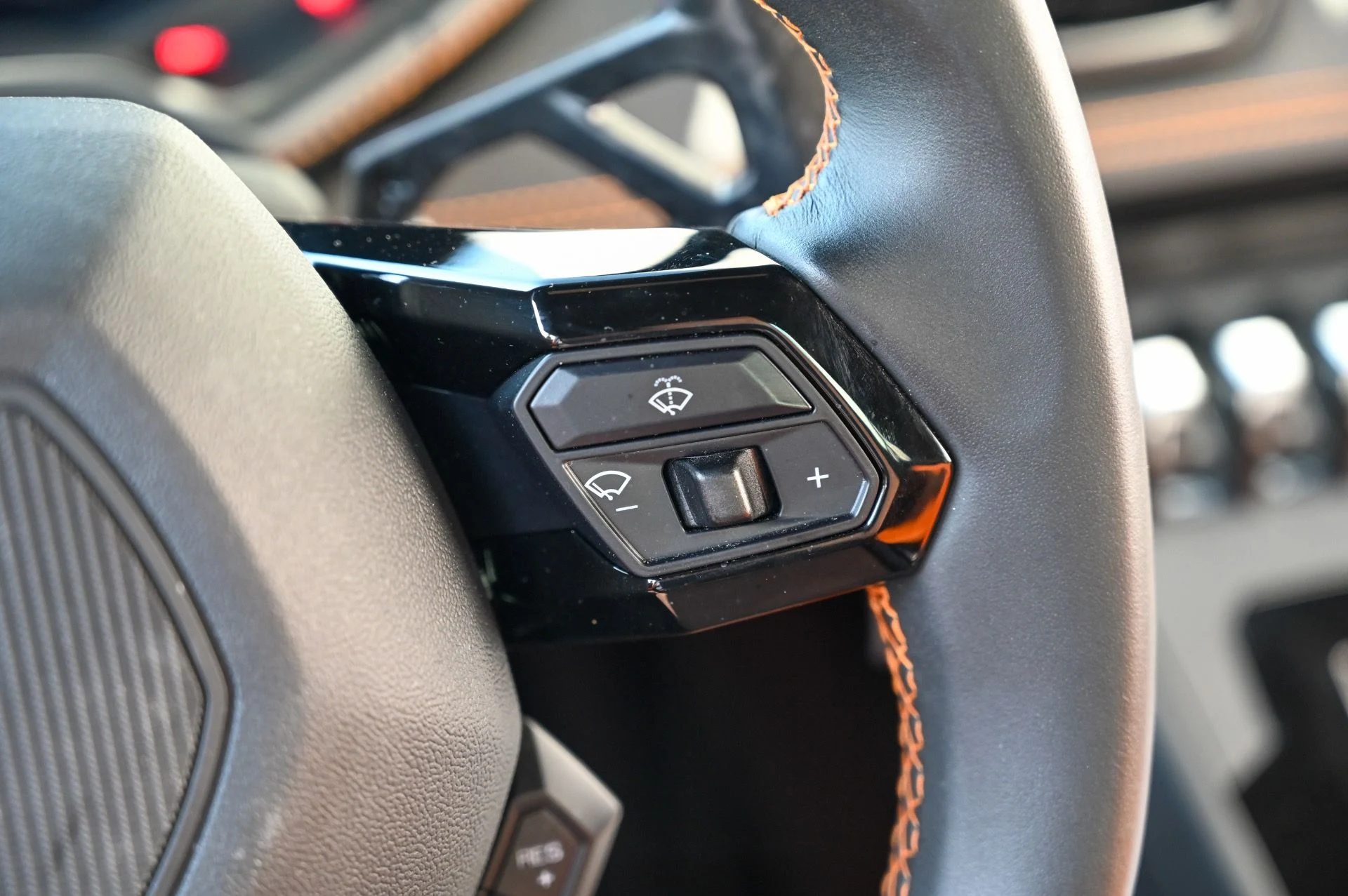 mph036_1269274661_Used_2020_Lamborghini_Huracan_LP_610_2_EVO_1747842863_8e68d8cd39
