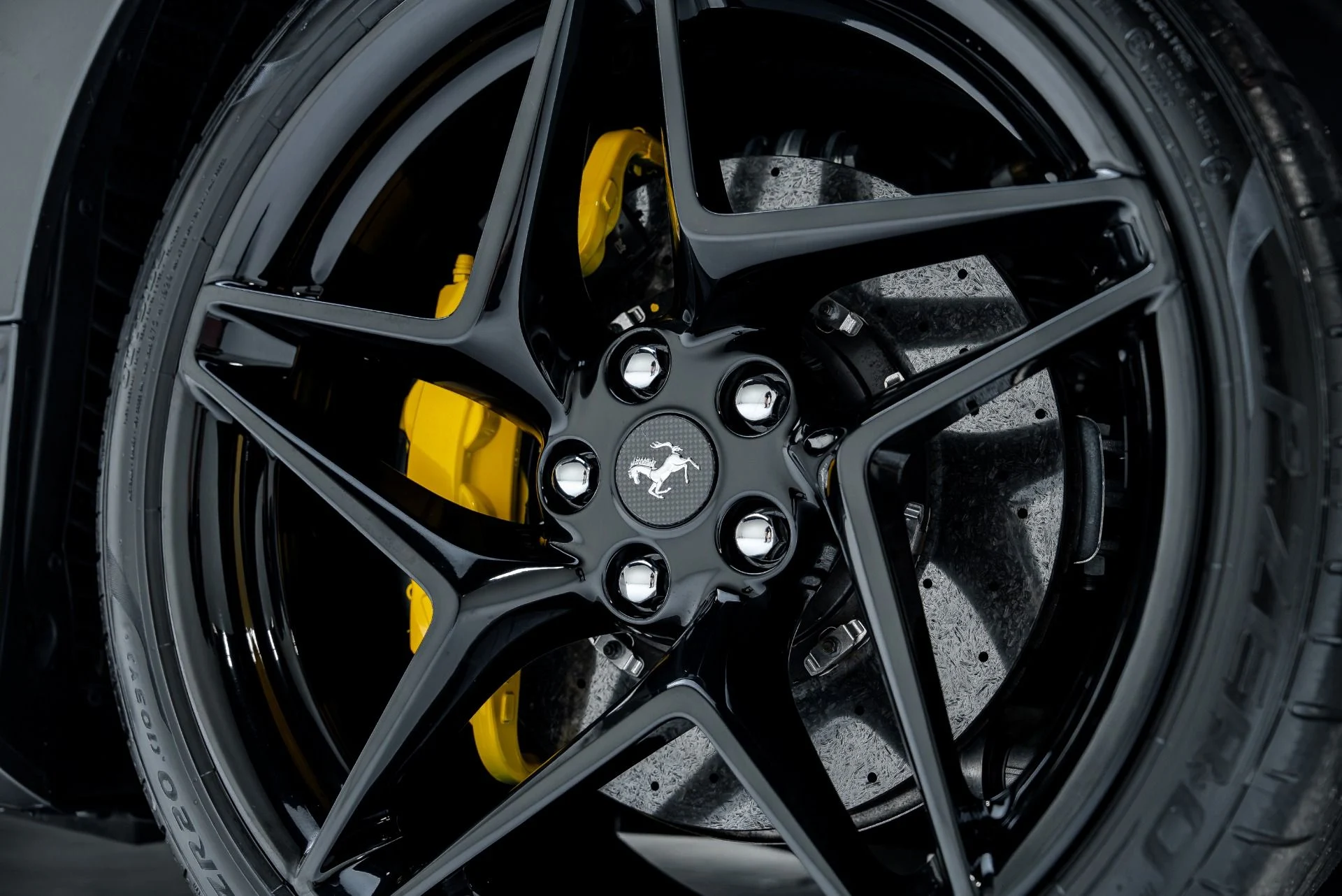mph036_1281145832_Used_2022_Ferrari_F8_Spider_1792785103_8838e4ca94