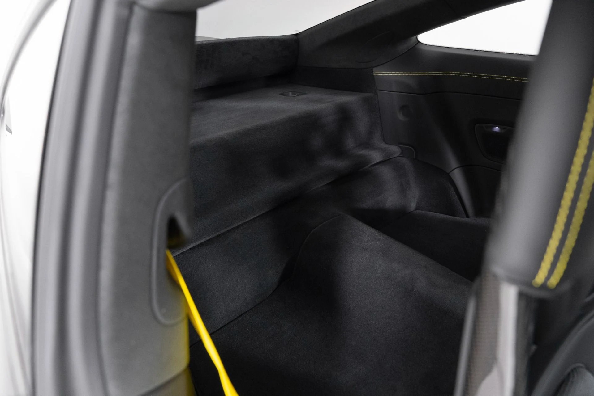 mph036_1287113432_Used_2024_Porsche_911_GT_3_Touring_1750205329_d1498283f3