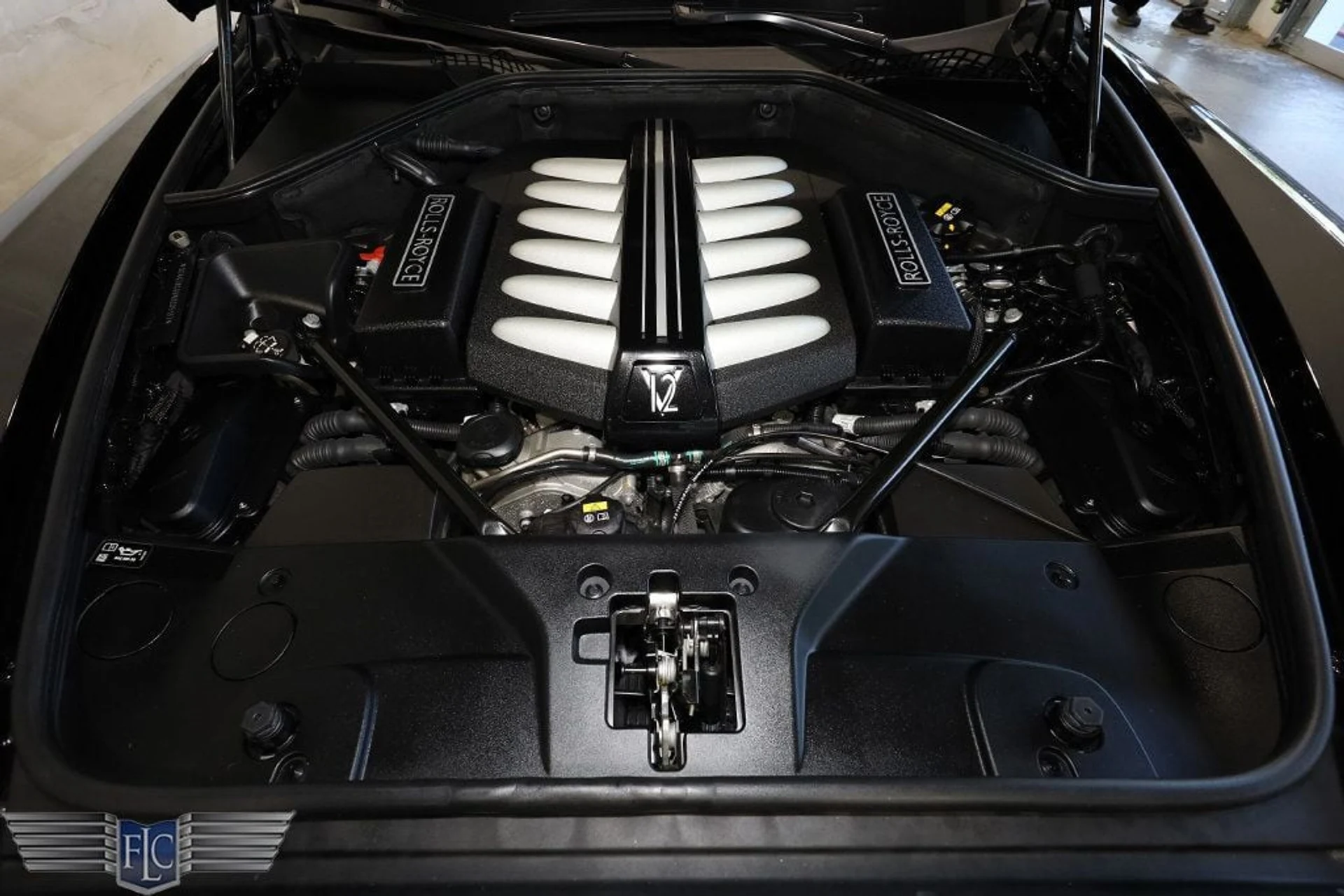 mph036_1289048391_used_2021_rolls_royce_dawn_convertible_9689_22905952_37_1024_84c8226a74