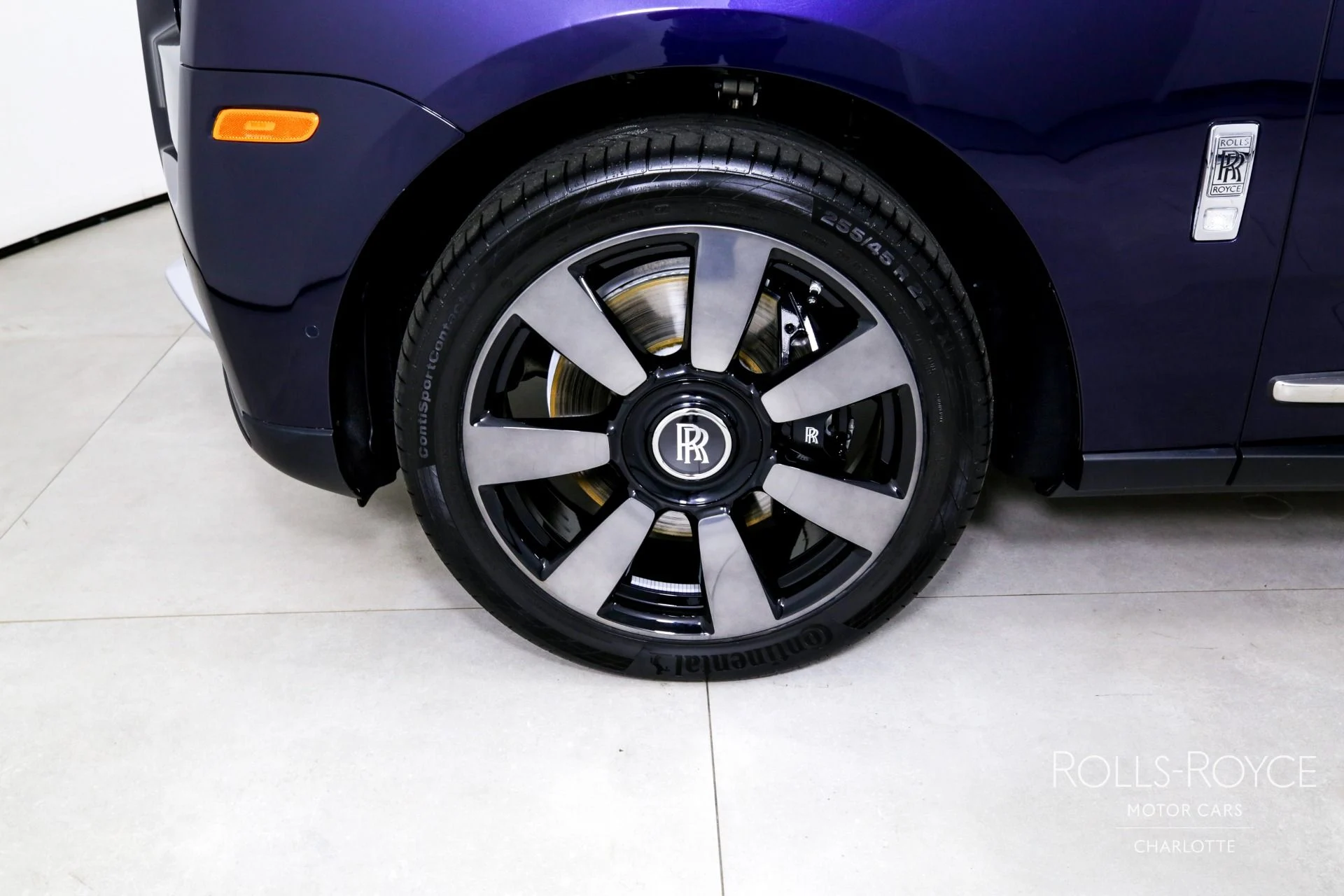 mph036_1290655097_Used_2023_Rolls_Royce_Cullinan_1742248268_021769f85d