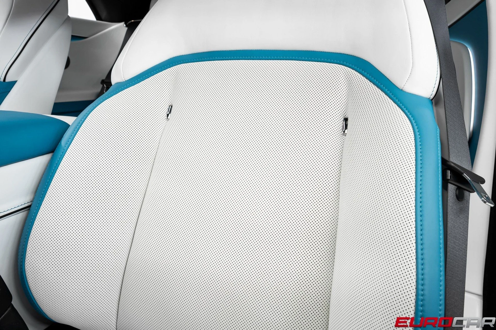 mph036_1290787631_image_37_5de099253e