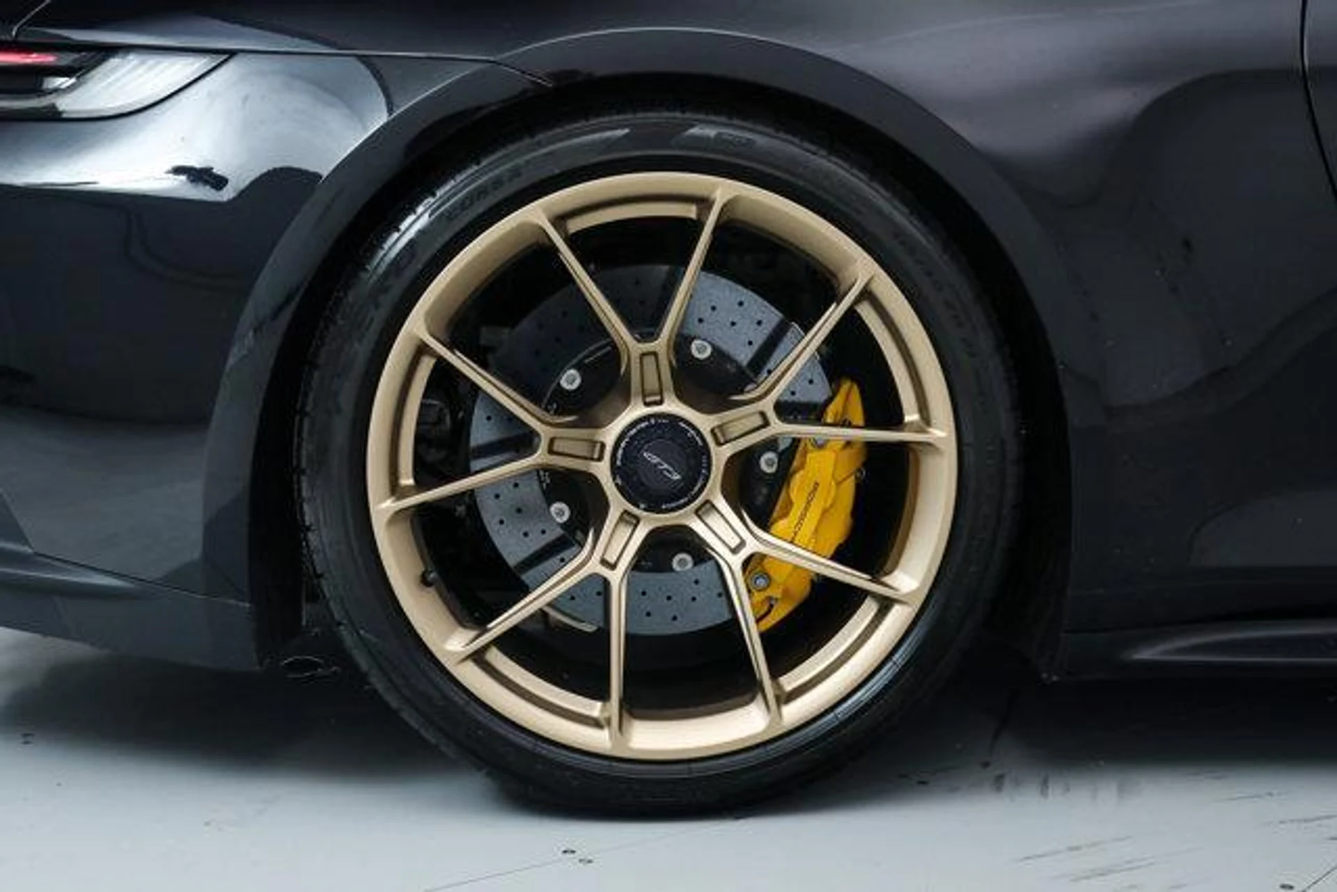 mph036_1293329807_Ai84_Gtdy_Li_LF_Xg1_XGMZ_4_Txkn_Z0_956259e817