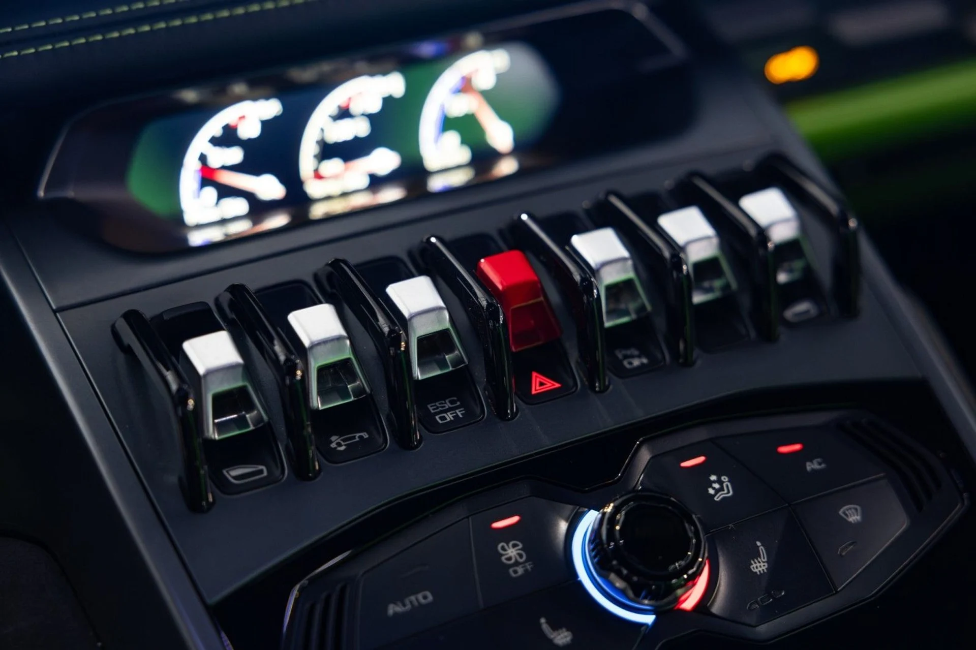 mph036_1310066558_3w_6164829919