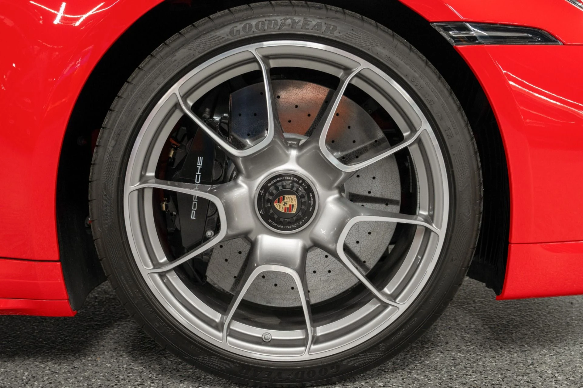 mph036_131038526_Used_2024_Porsche_911_Turbo_S_Incredible_Spec_Exclusive_Manufaktur_Interior_LOW_Miles_1761923421_2cf69a78d3