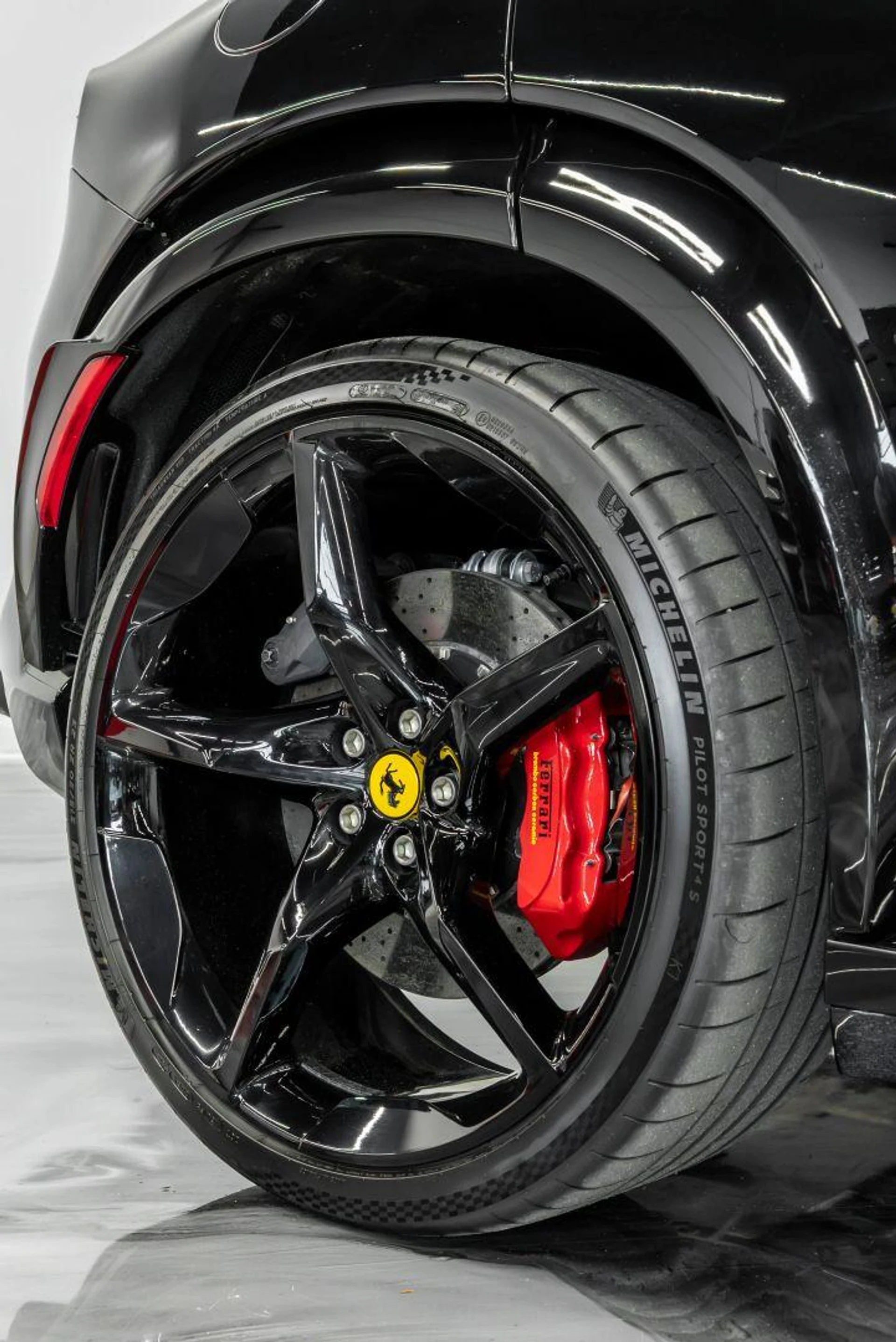 mph036_1318963126_Used_2025_Ferrari_Purosangue_Sport_Utility_4_D_1784849392_e23b11d107